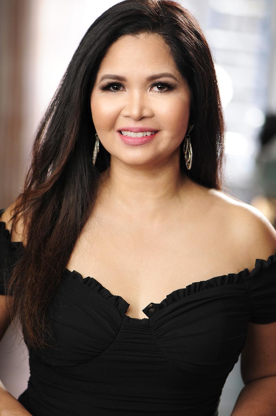 actor Lena Harmon large photo