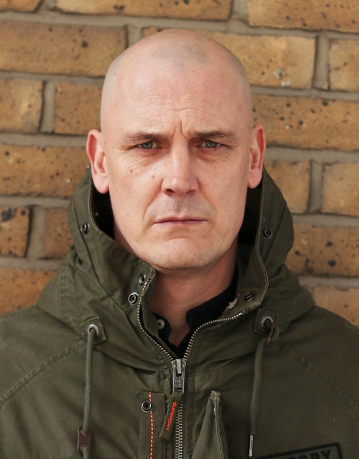 actor Darren Tassell large photo