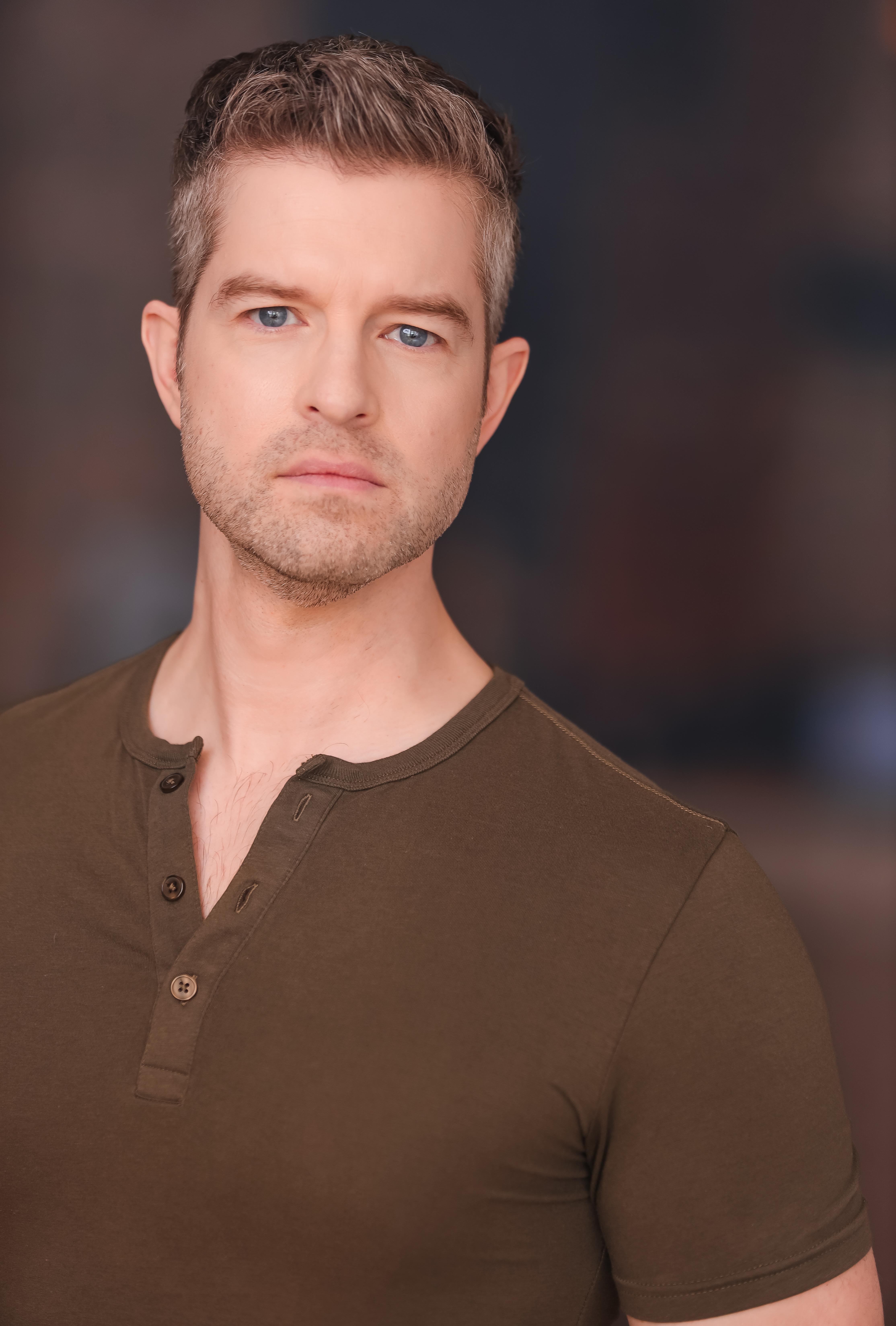 actor Shaun Baer large photo