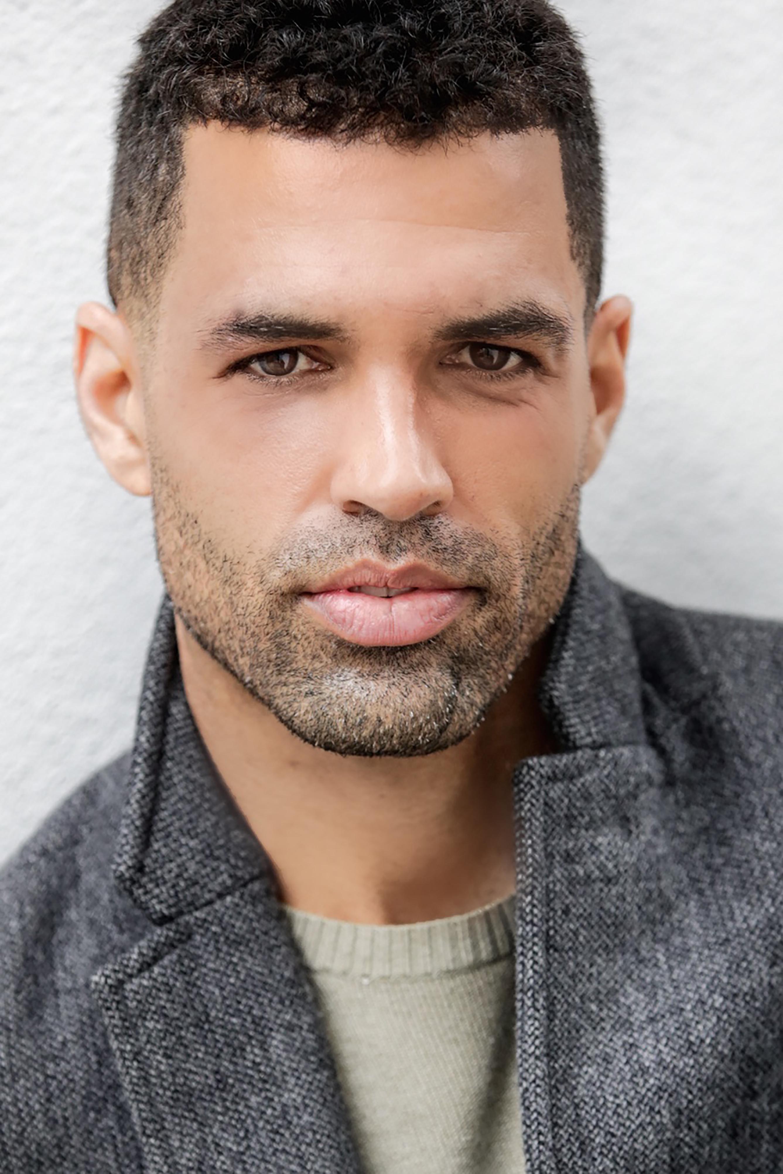 actor Cottrell Guidry large photo