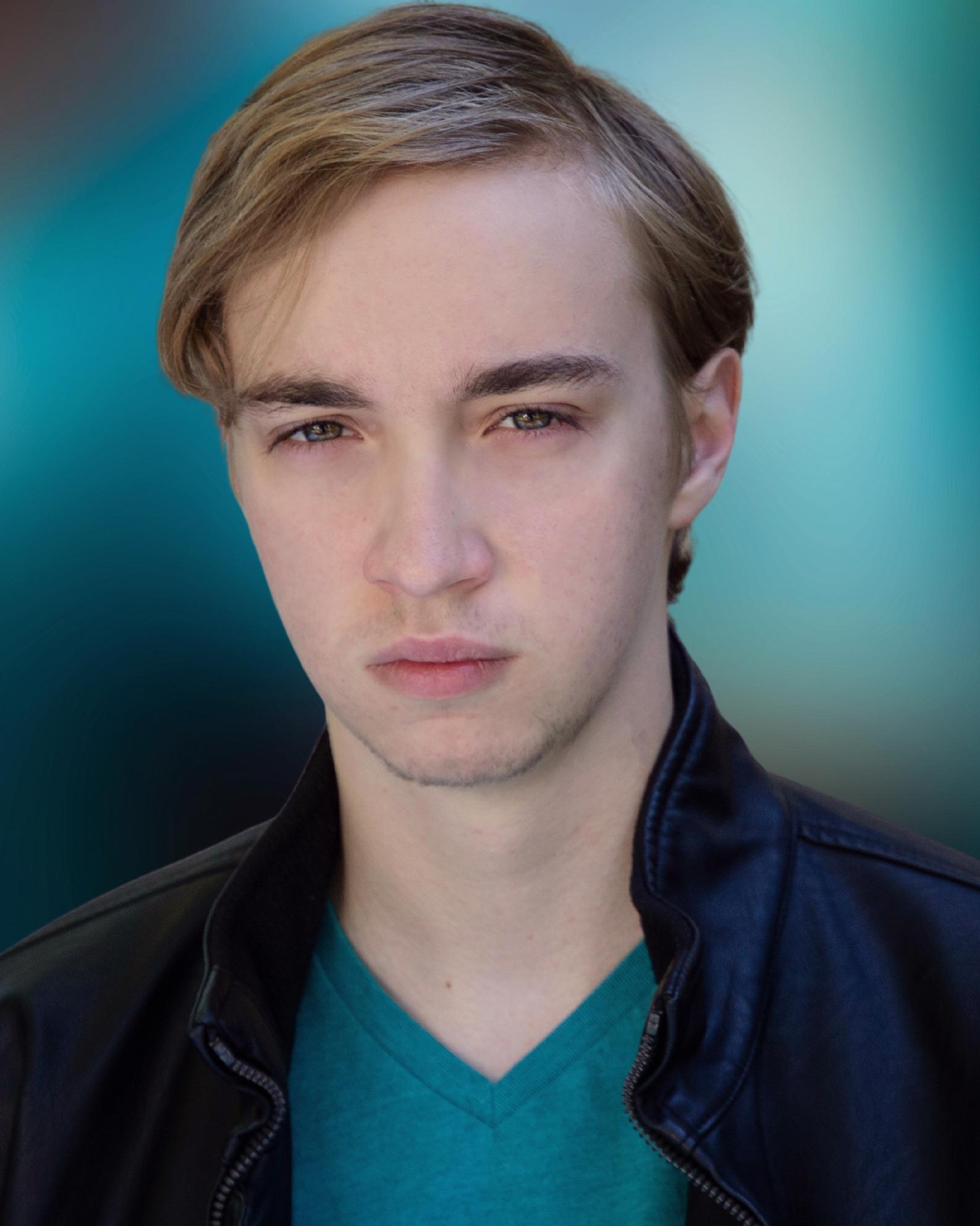 actor Alex Friesen large photo