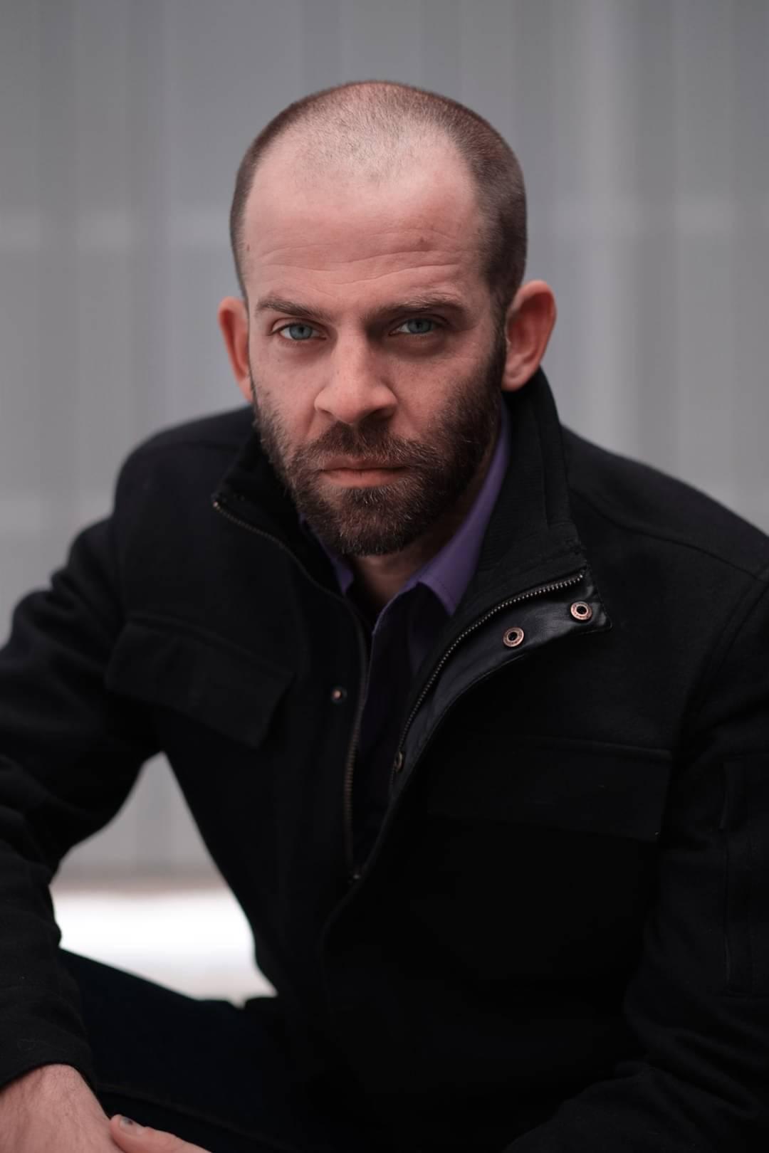 actor Brandon Sean Pearson large photo