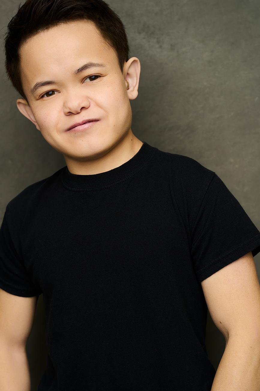 actor Sam Humphrey large photo