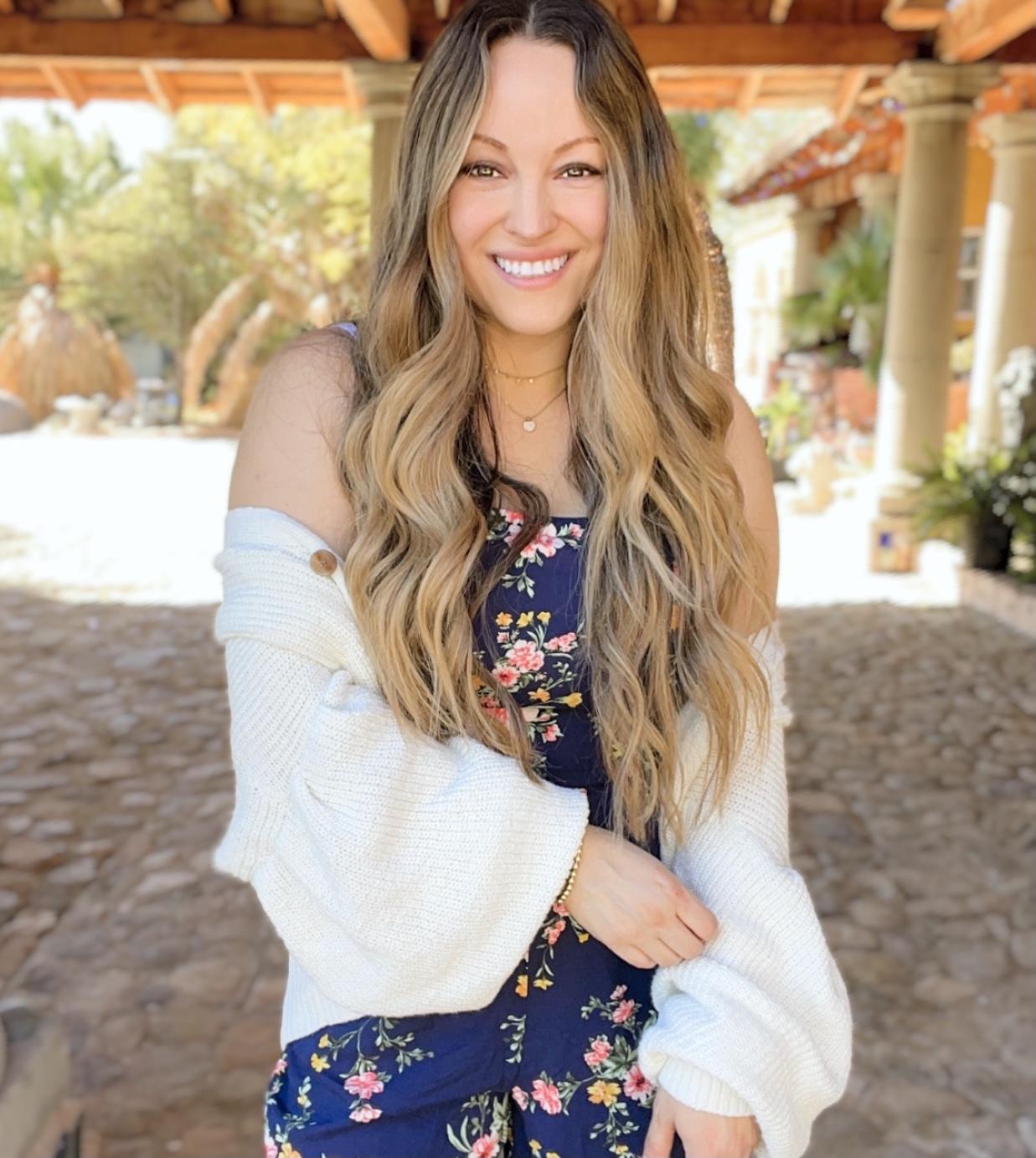 actor Lubella Gauna large photo