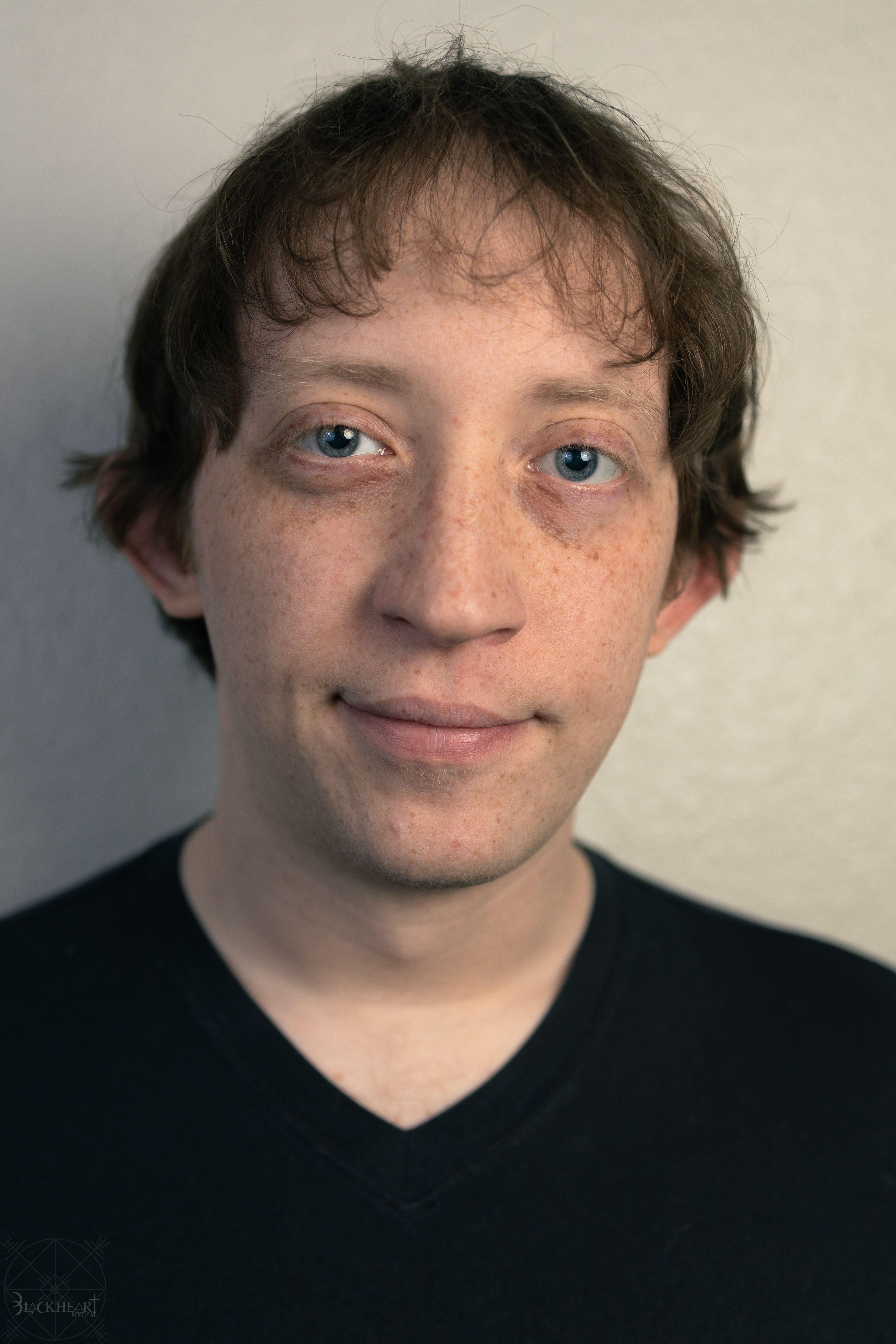 actor Tony Vespe large photo