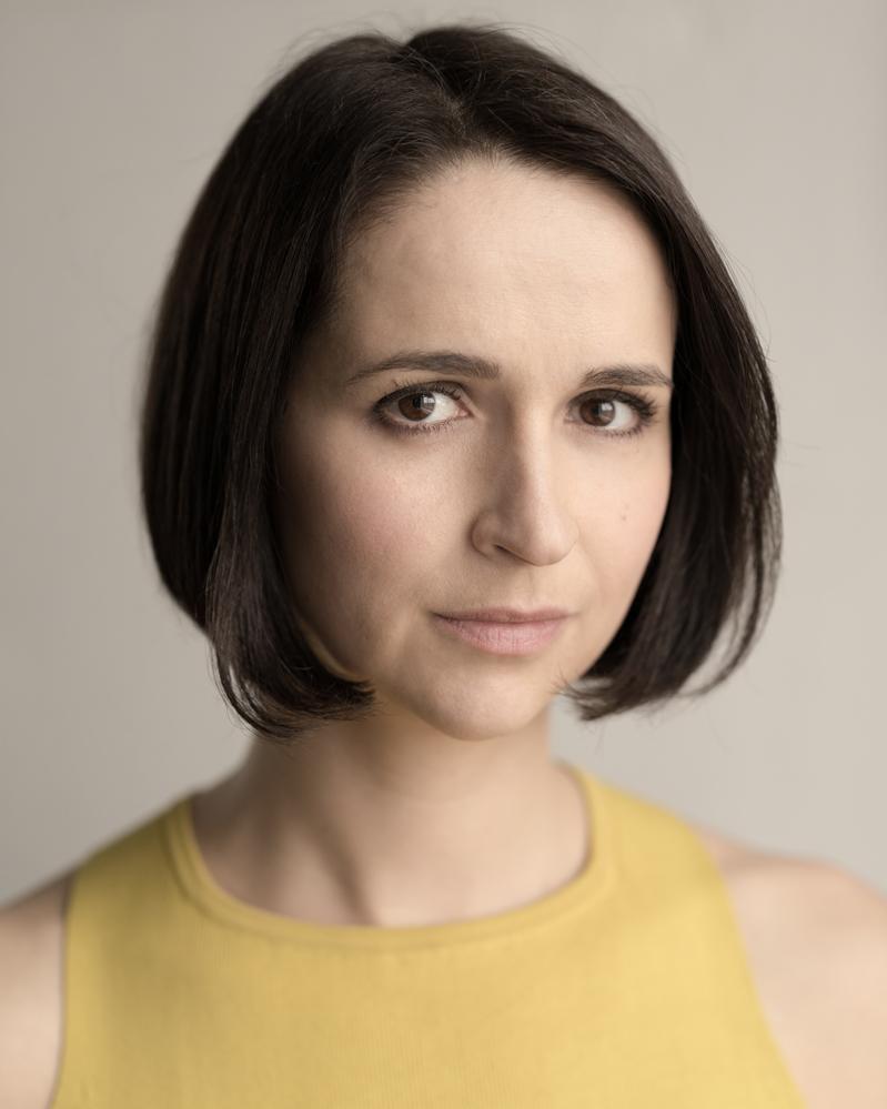 actor Cristina Catalina large photo