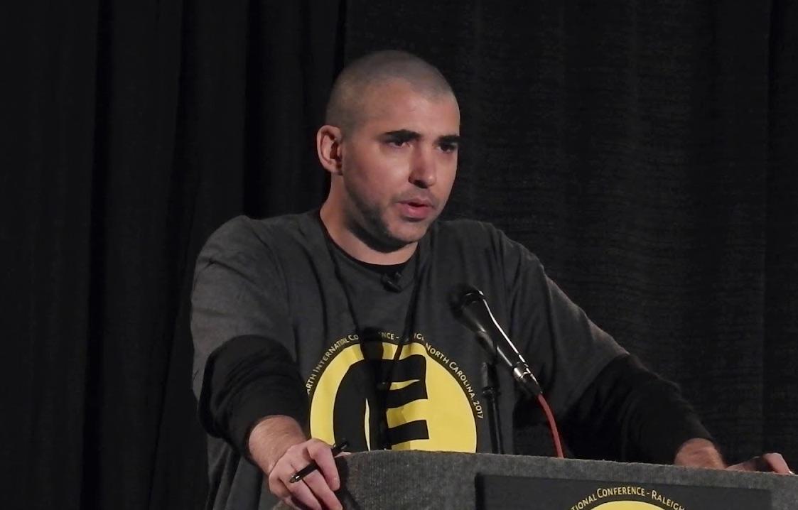 actor Jeran Campanella large photo