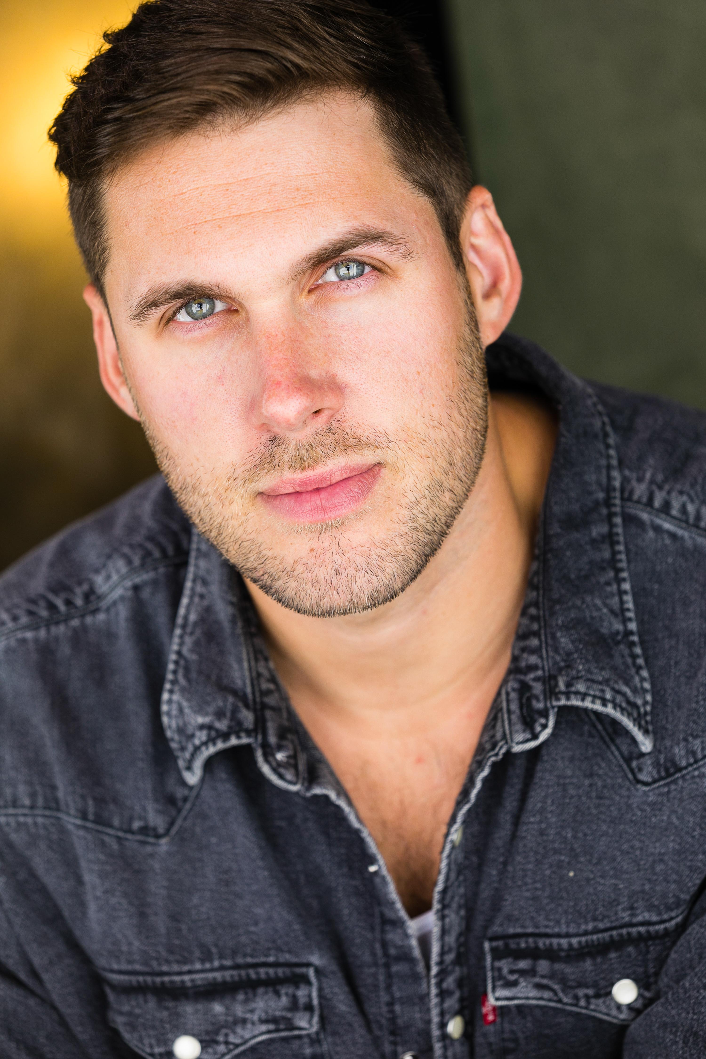 actor Rob LaColla Jr. large photo