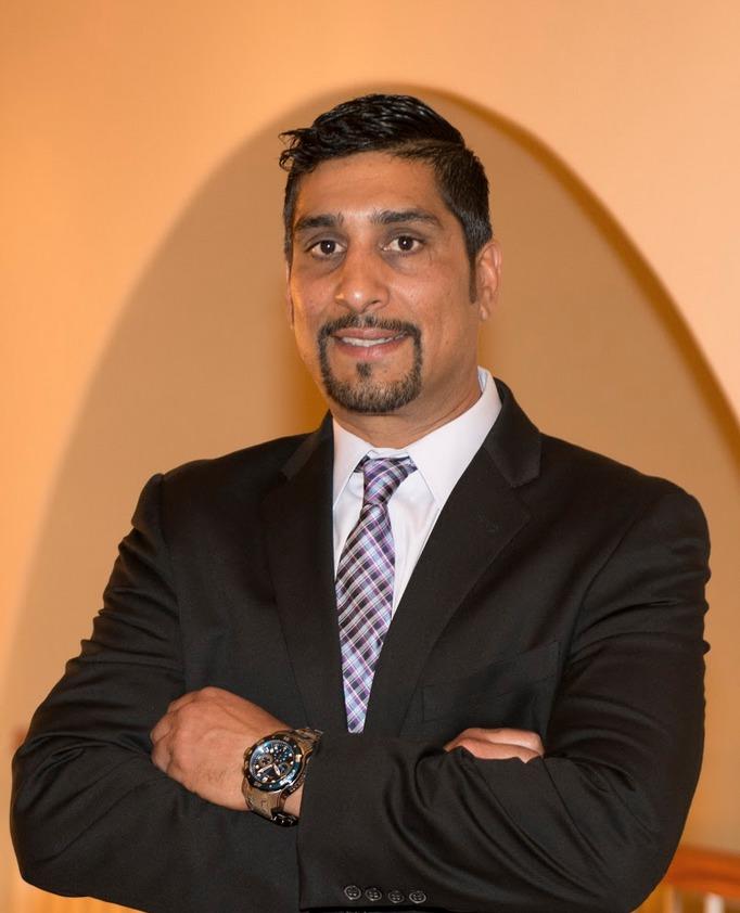 actor Harry Walia large photo