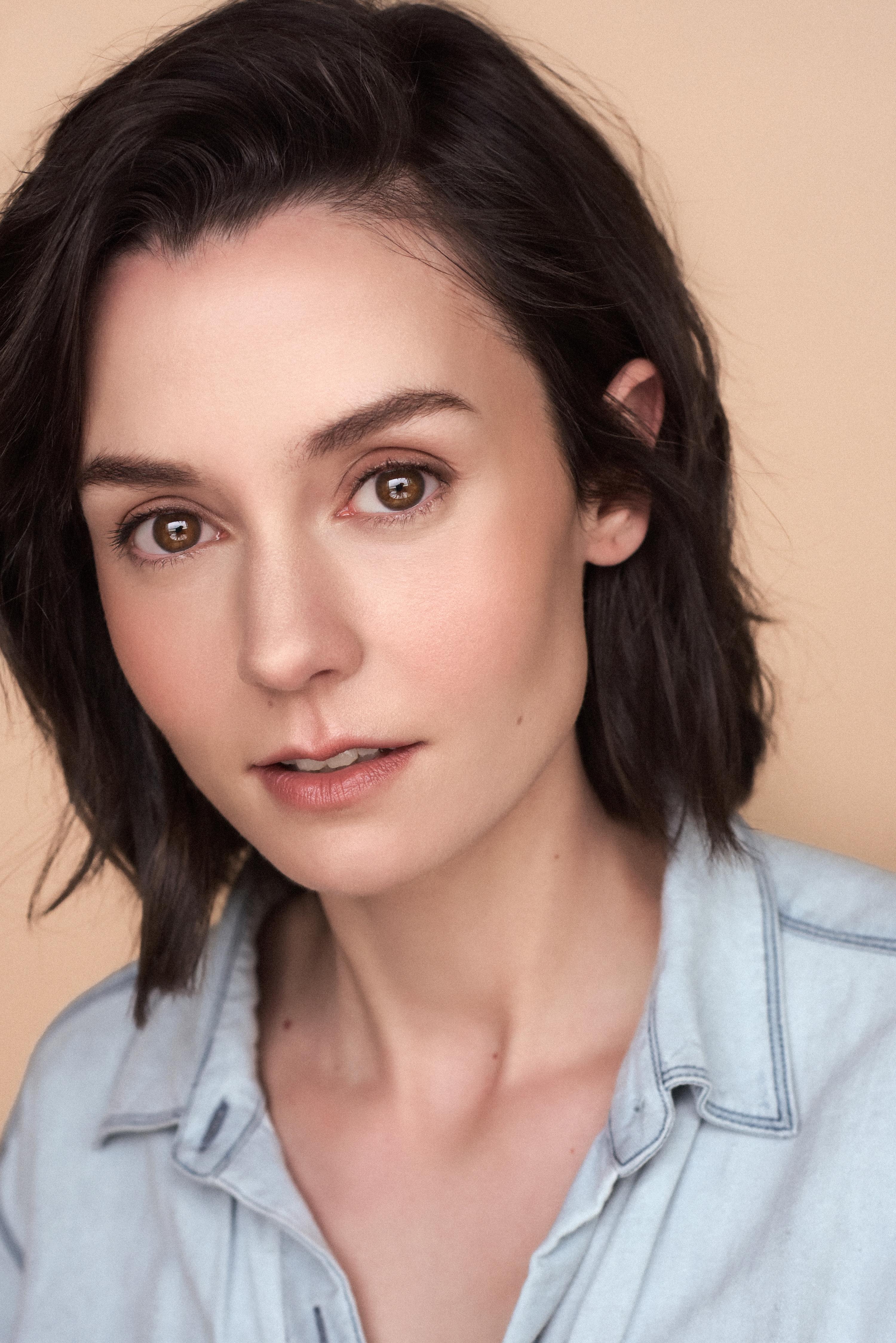 actor Katerina Katelieva large photo