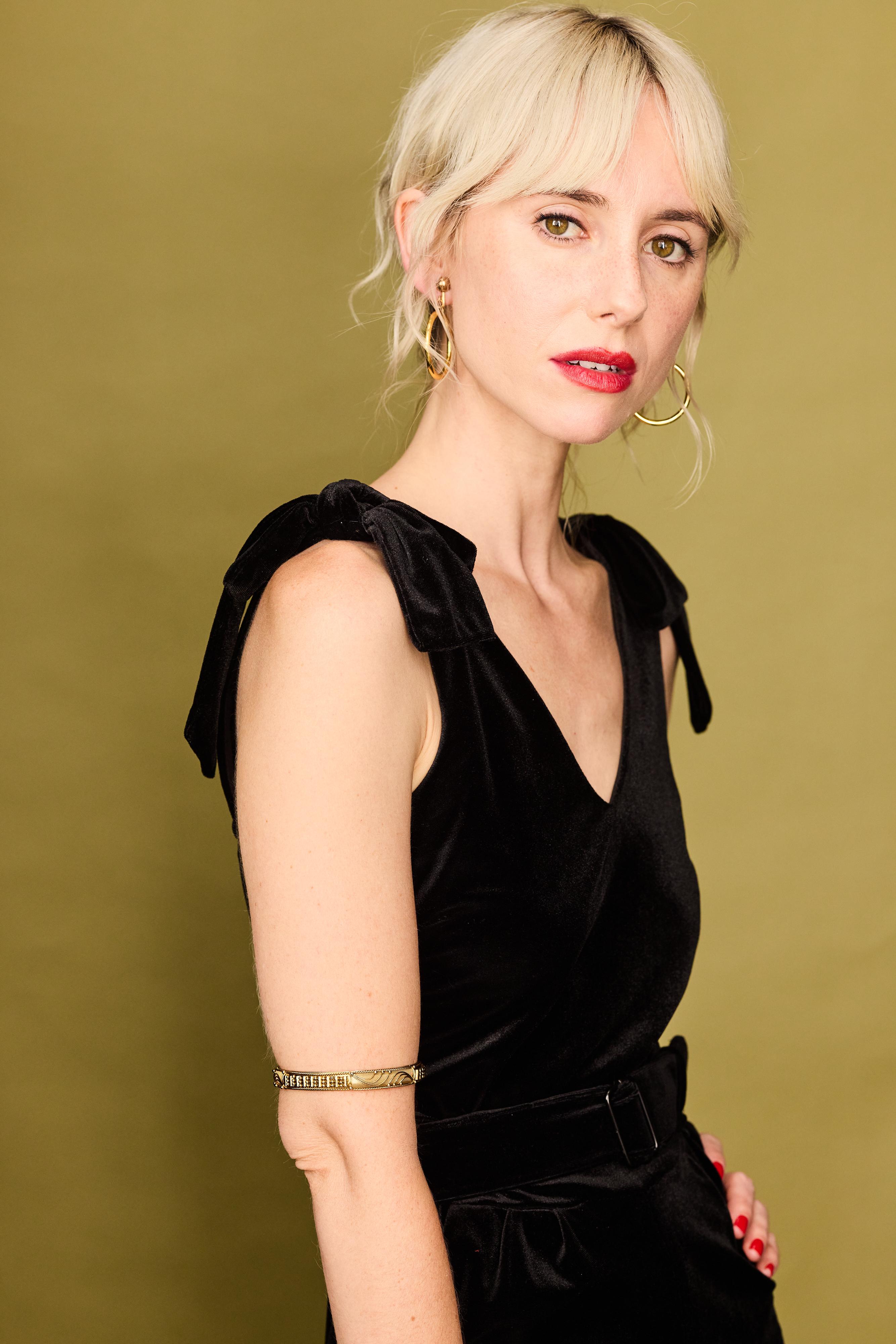 actor Regan James large photo