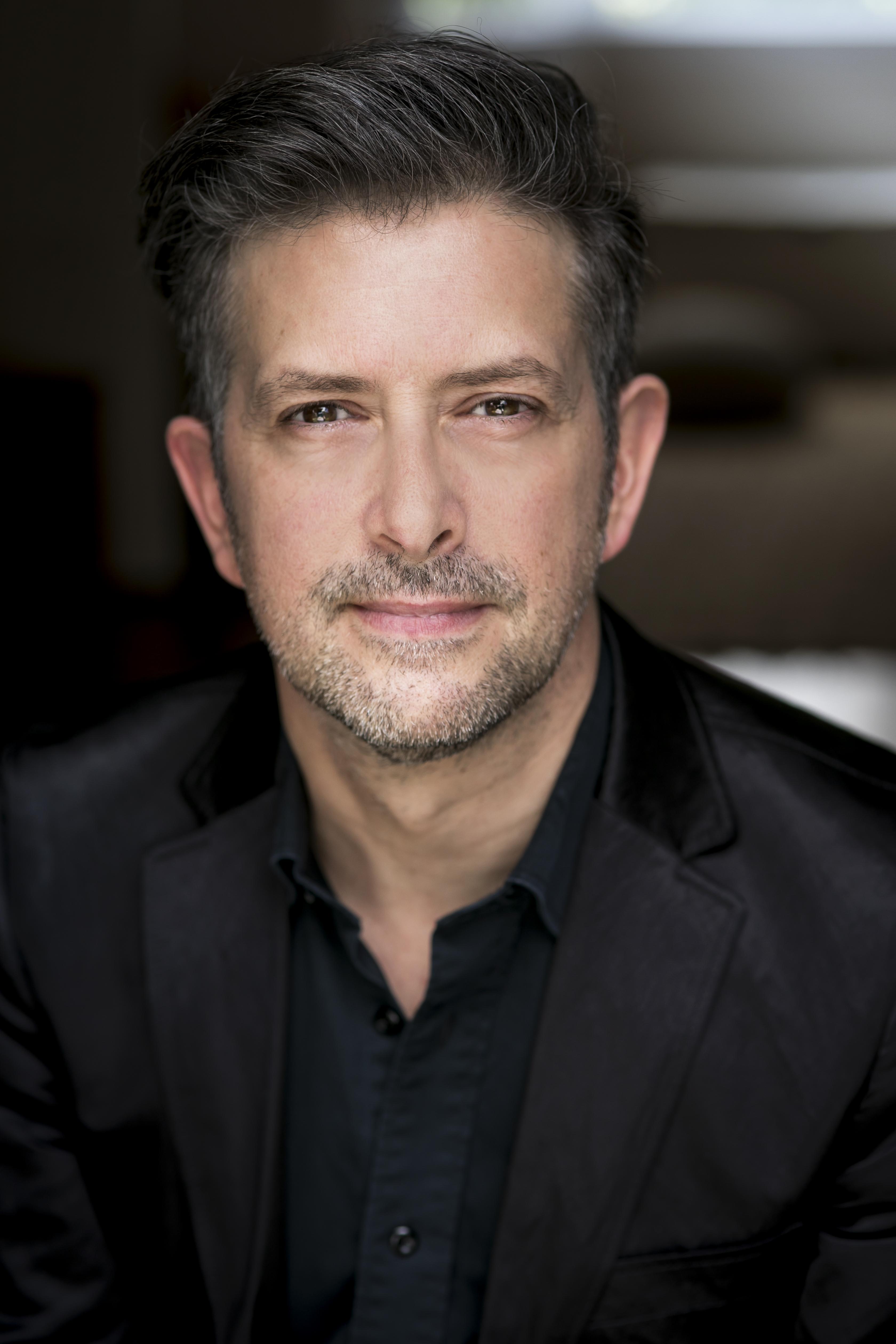 actor Carl Drake large photo