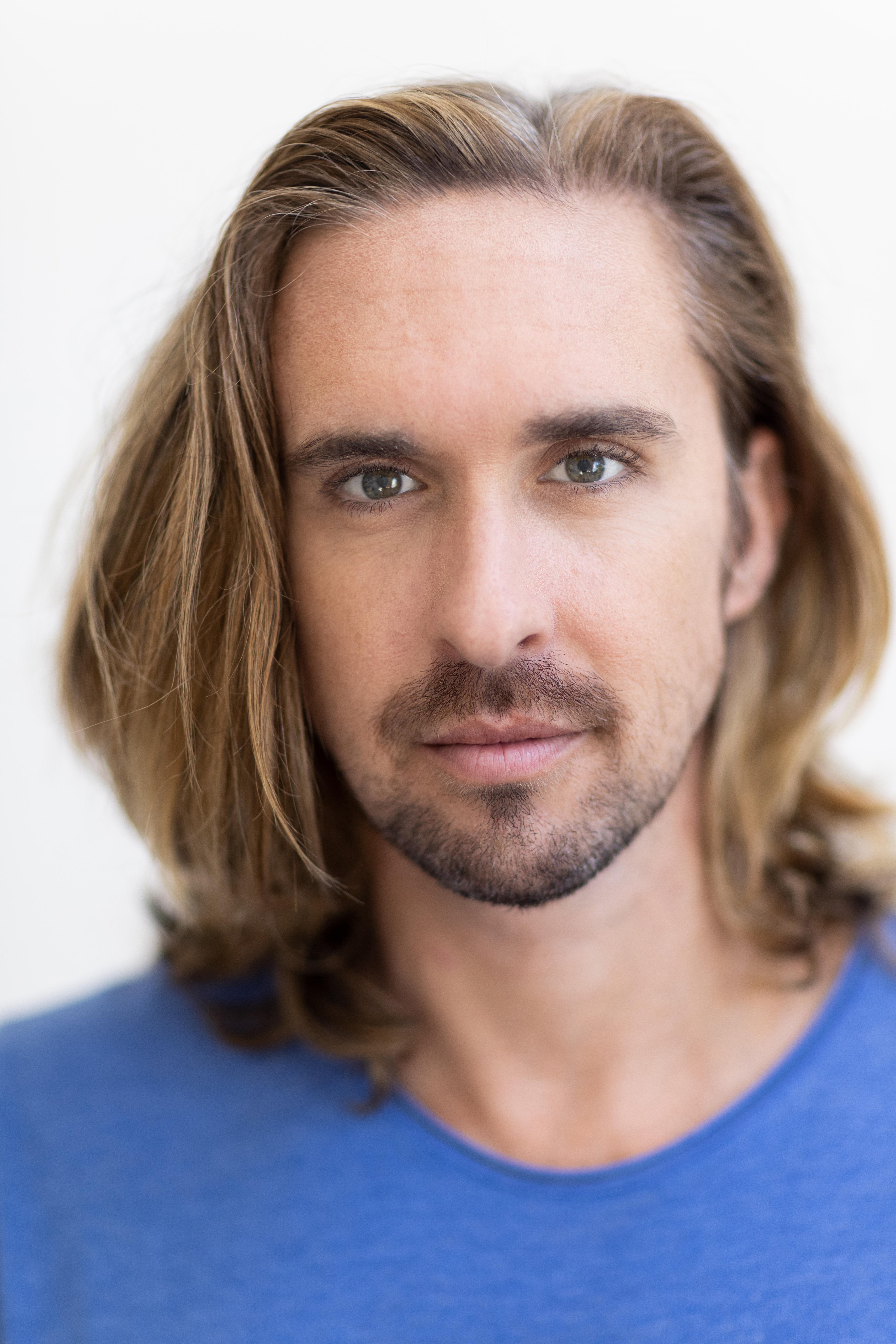 actor Ryan Powers large photo