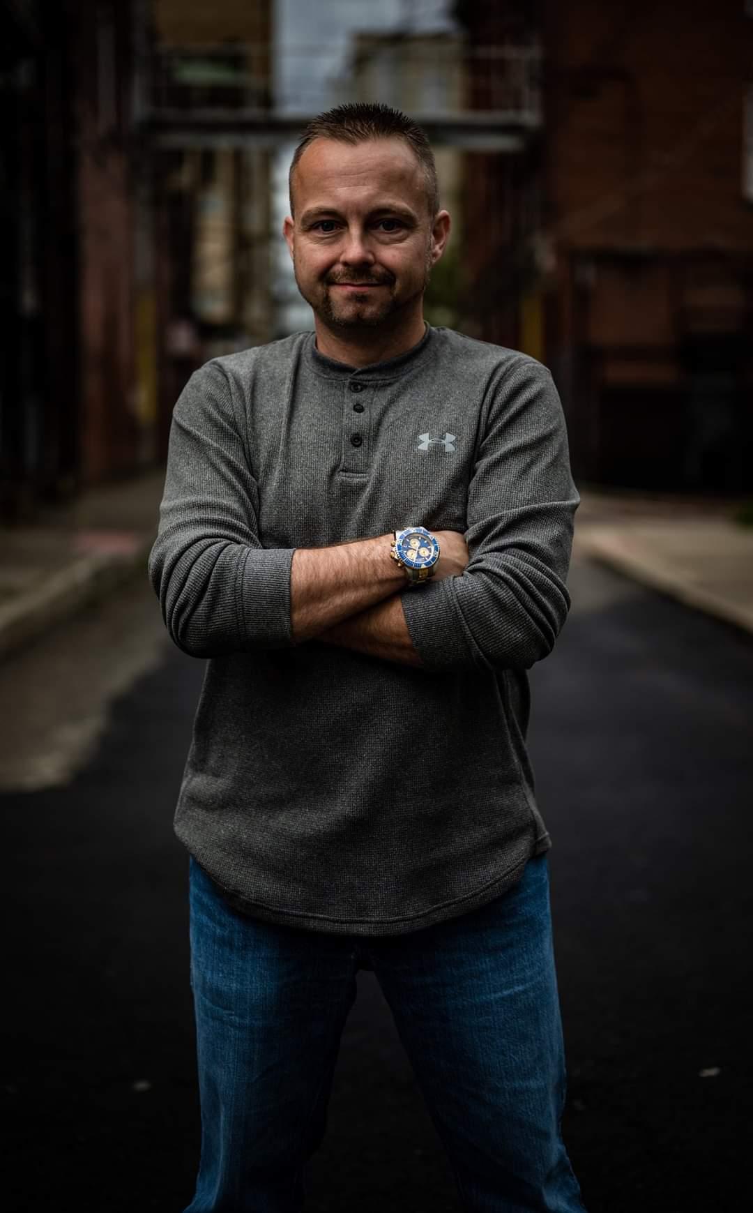 actor Jason Gerrard large photo