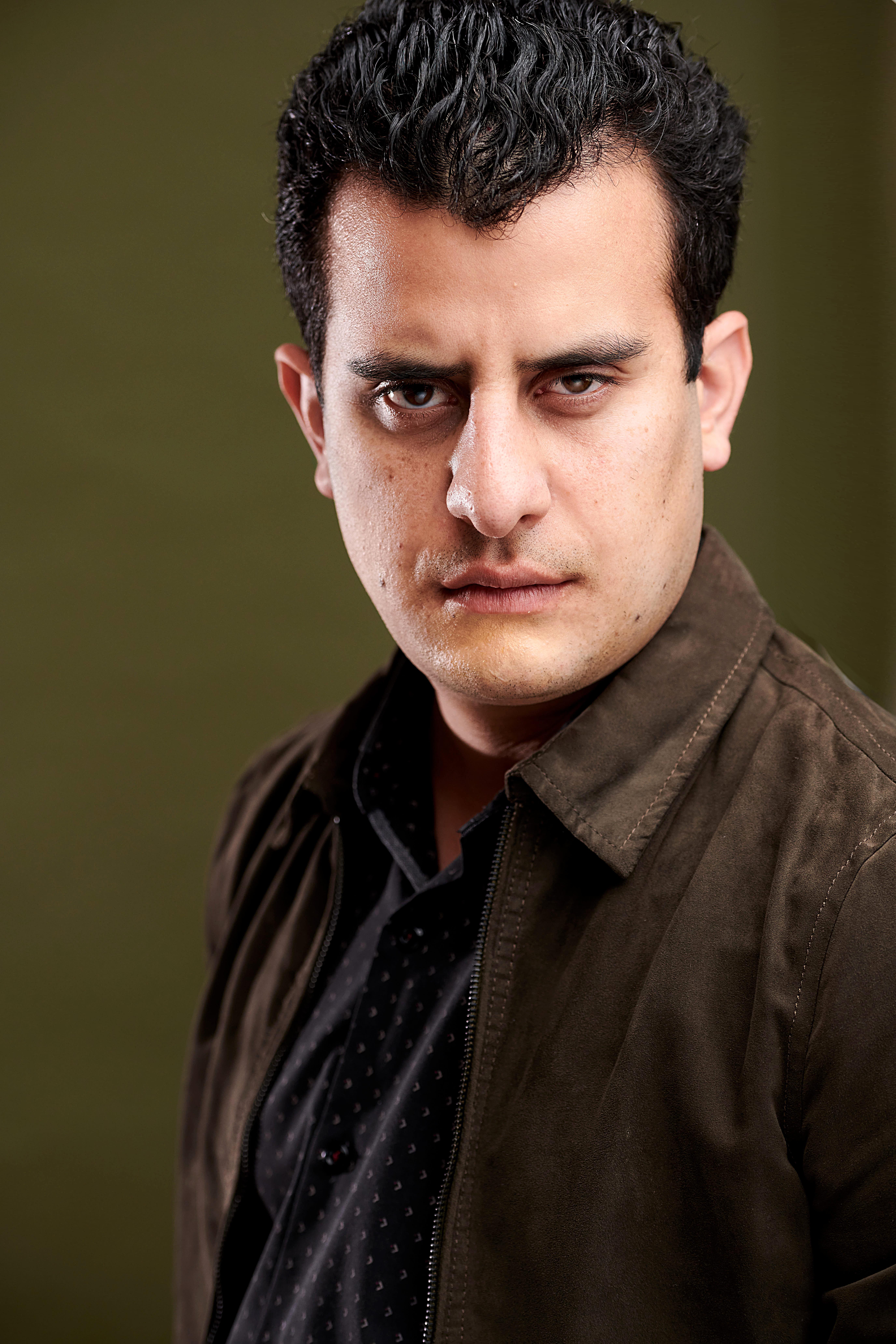 actor Joseph Fernandez large photo