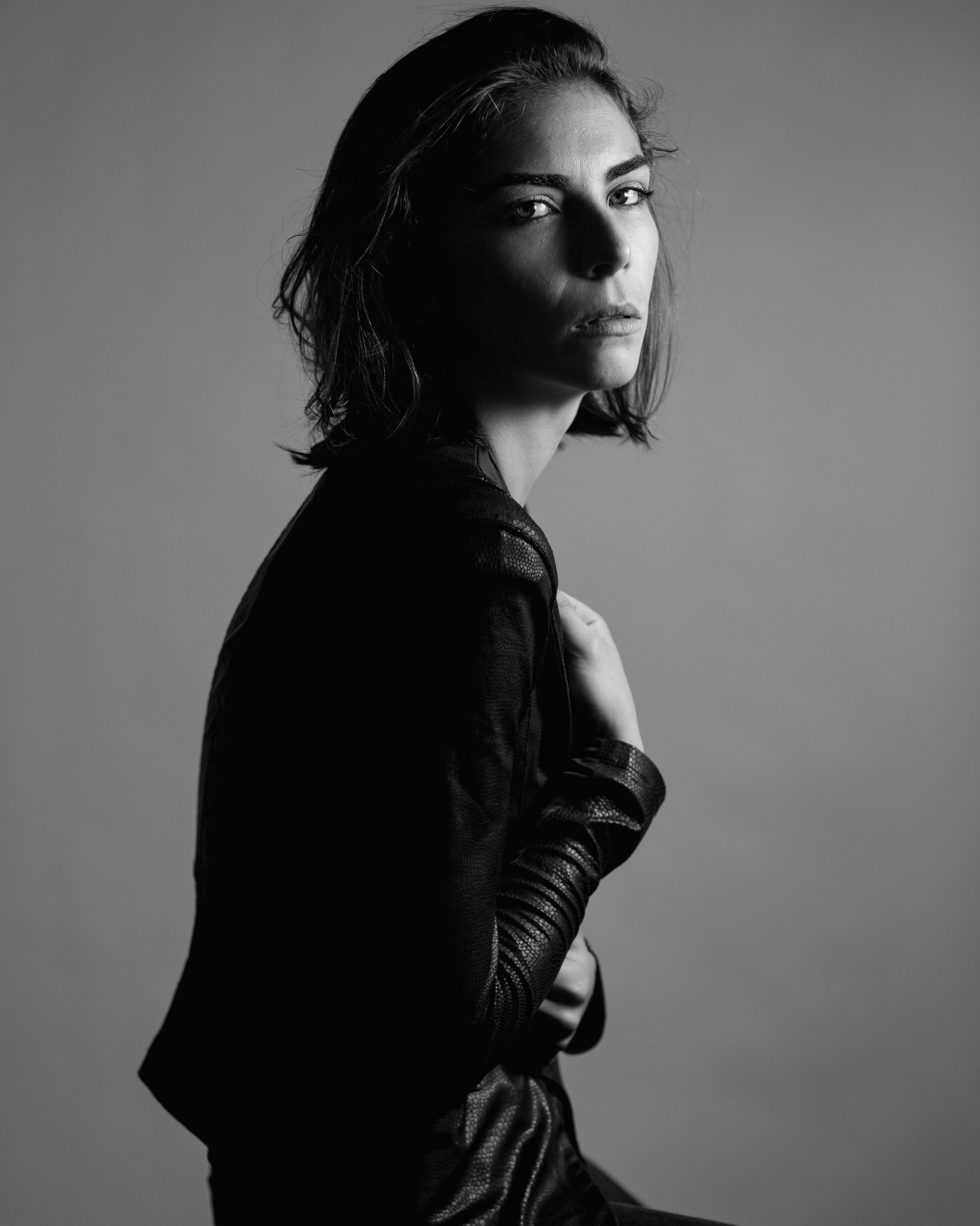 actor Cara Ronzetti large photo