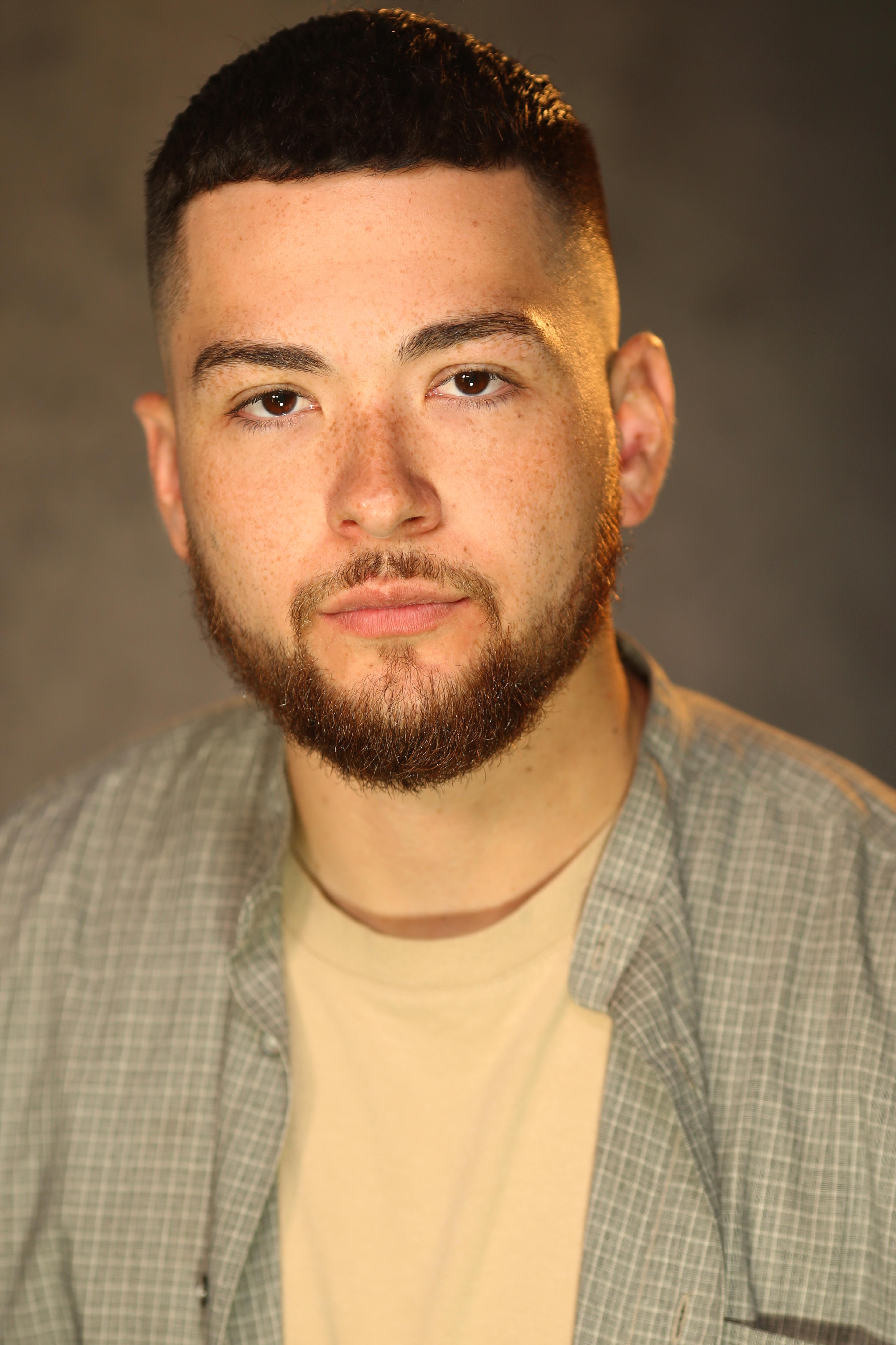 actor Roberto Cordero Jr. large photo