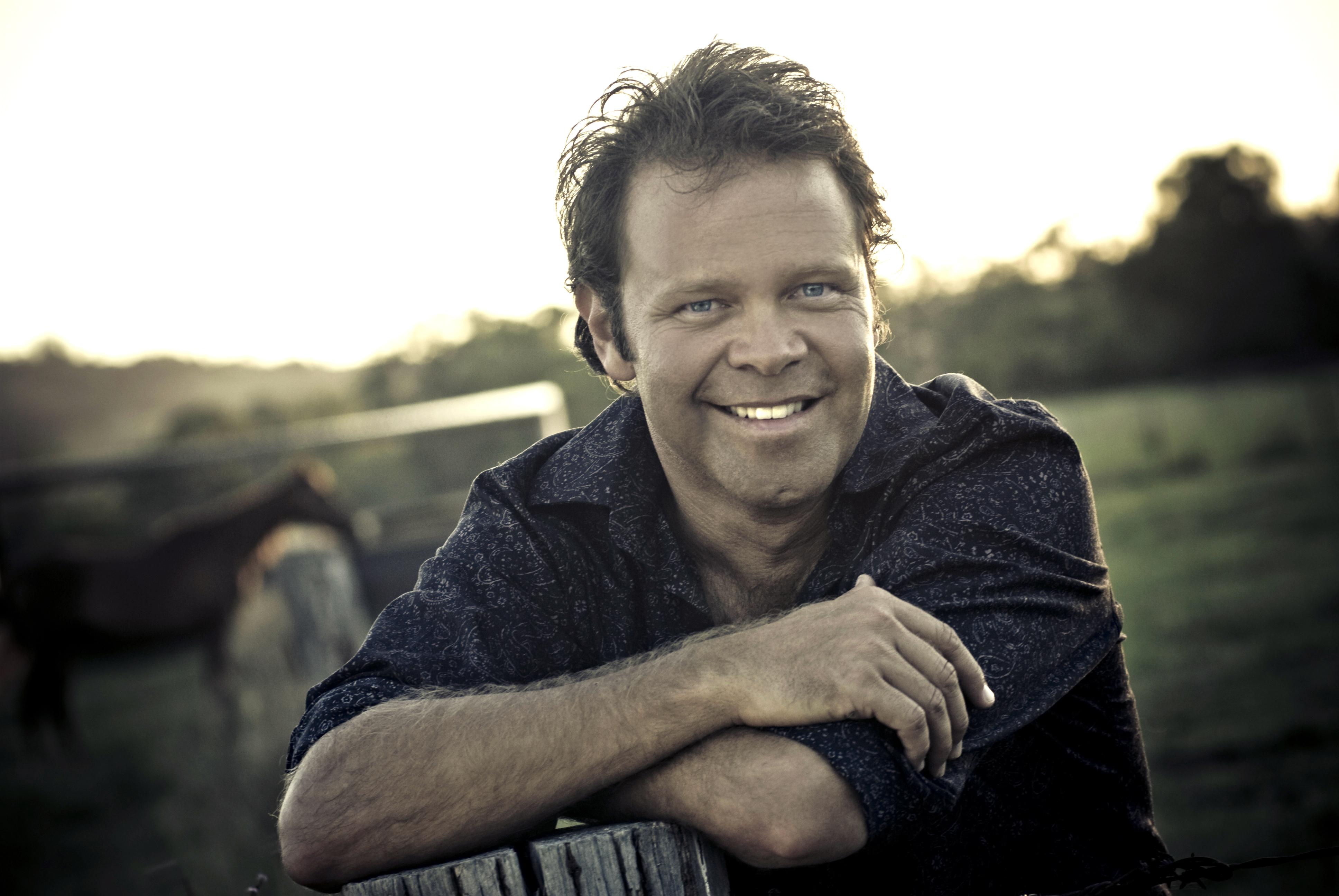 actor Troy Cassar-Daley large photo