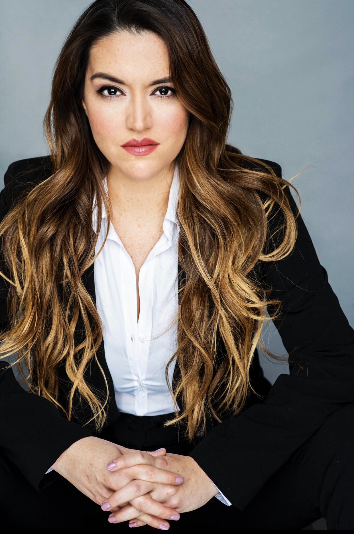 actor Iris Romero large photo