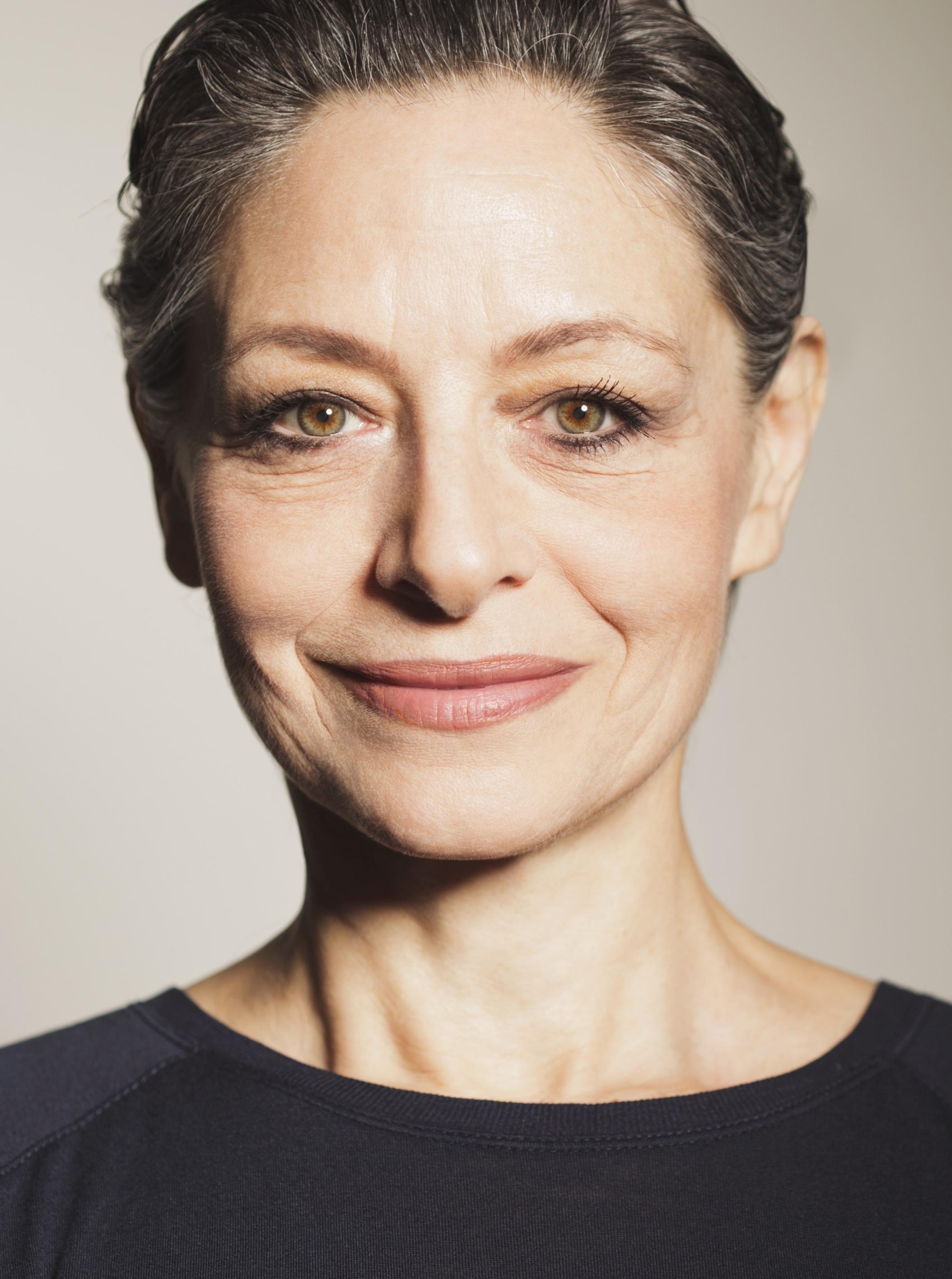 actor Joan Juliet Buck large photo