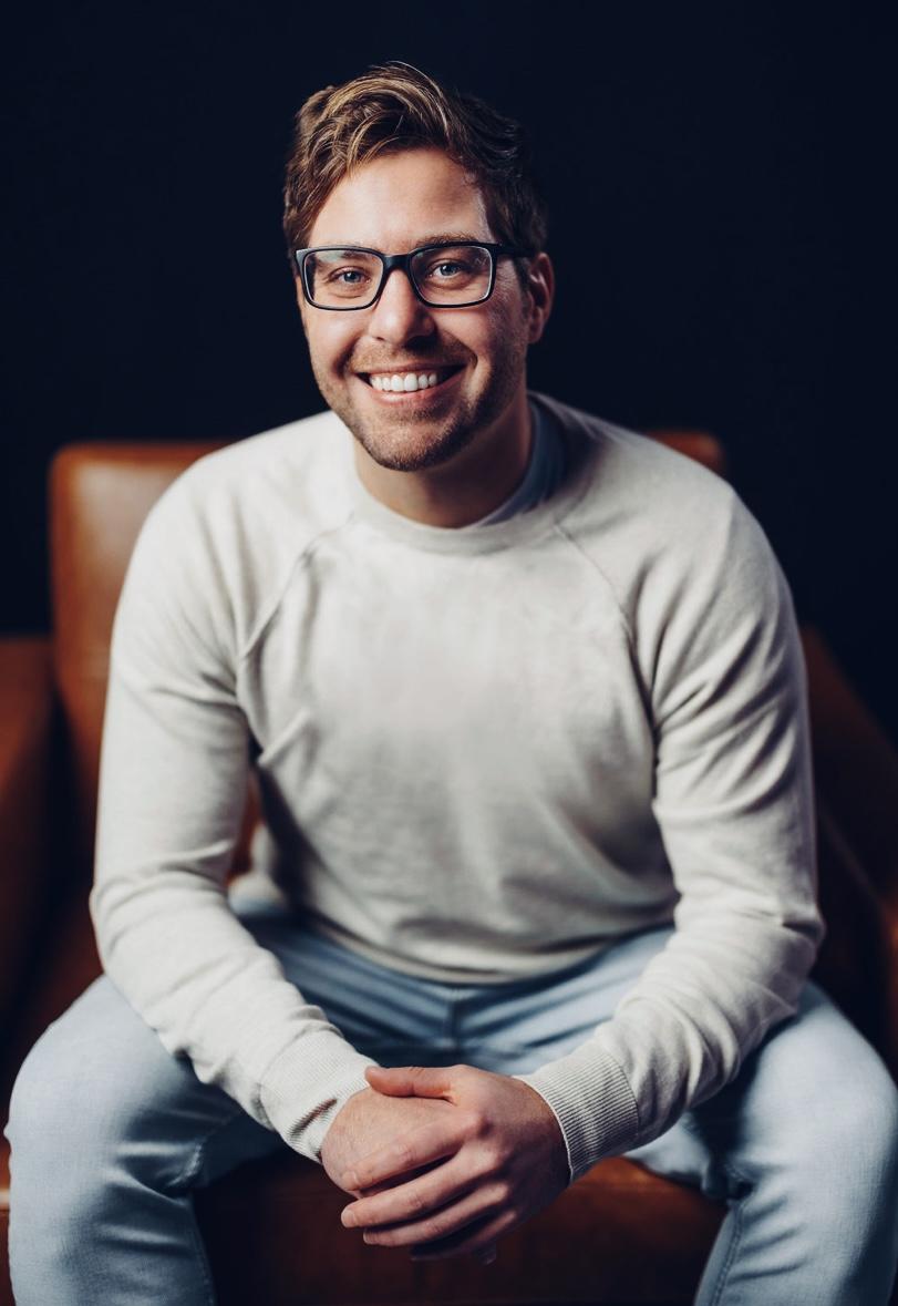 actor Tony Falk large photo