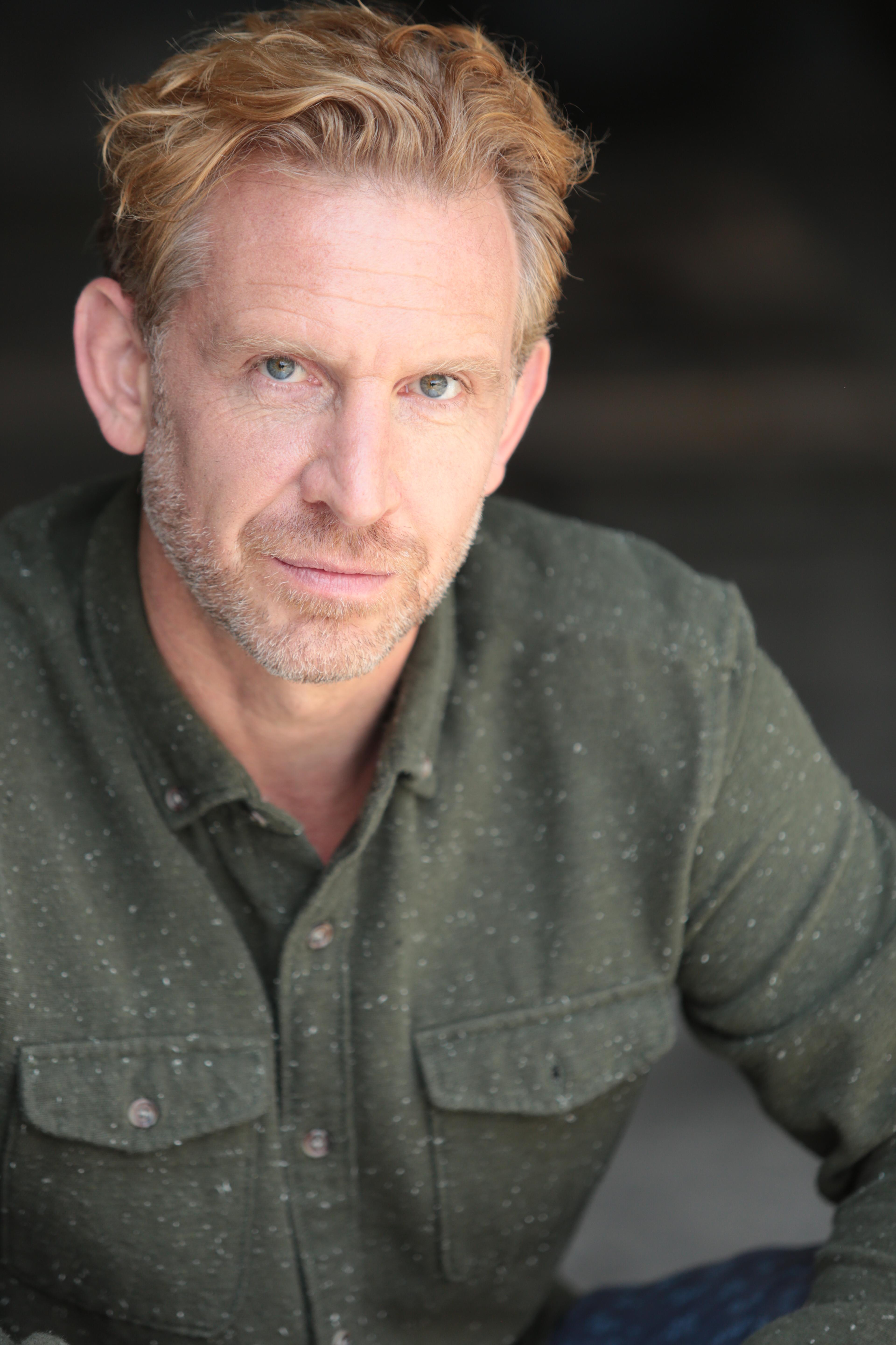 actor Paul Thornley large photo