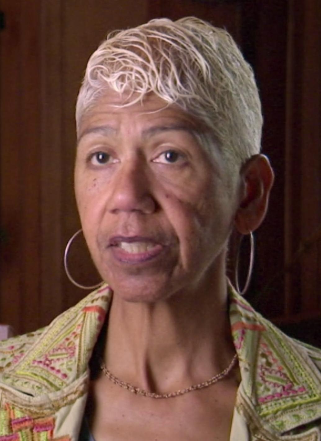 actor Ericka Huggins large photo