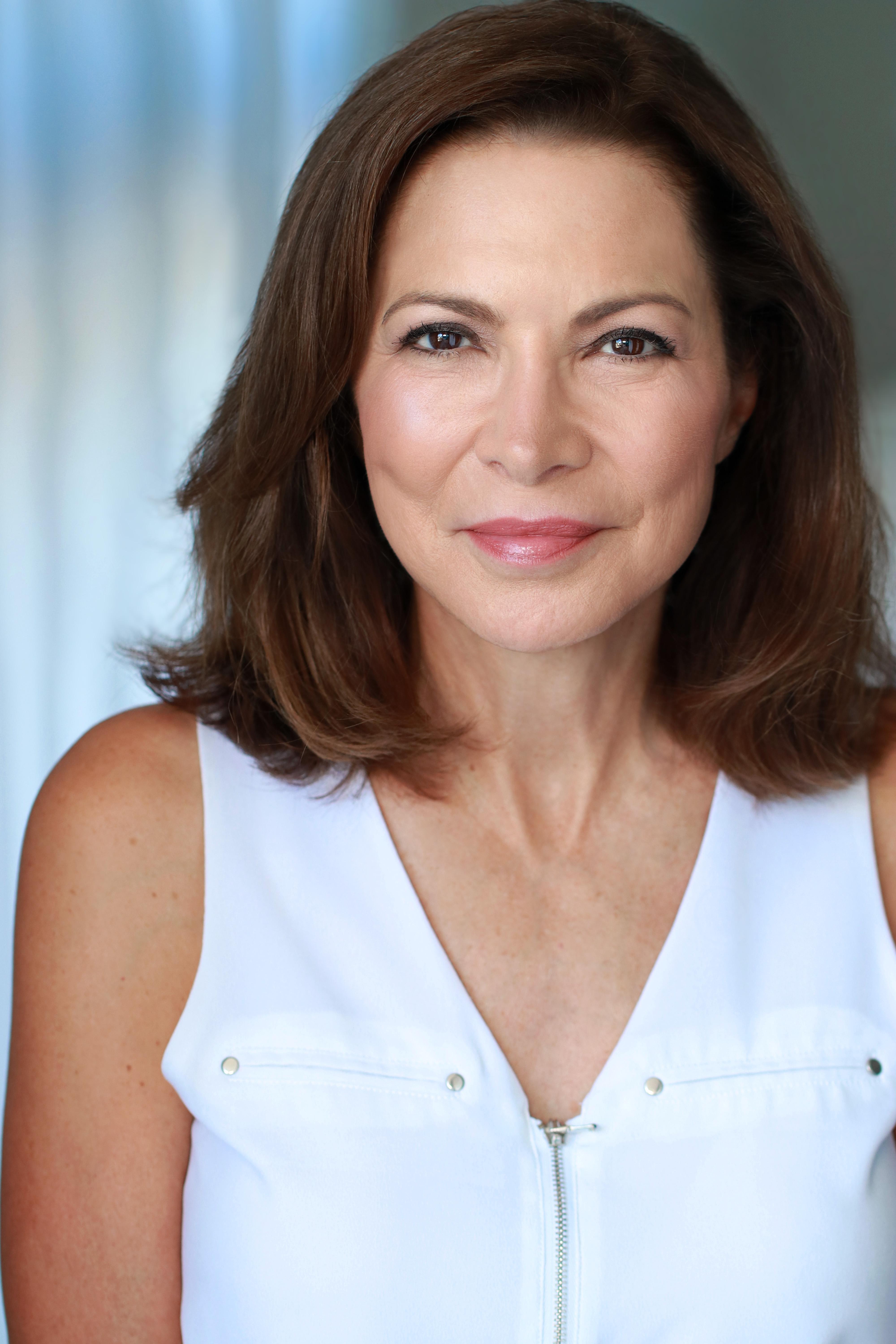 actor Shelley Brietling large photo