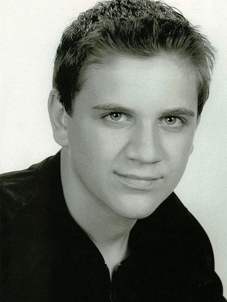 actor Jamie Brockhohn large photo