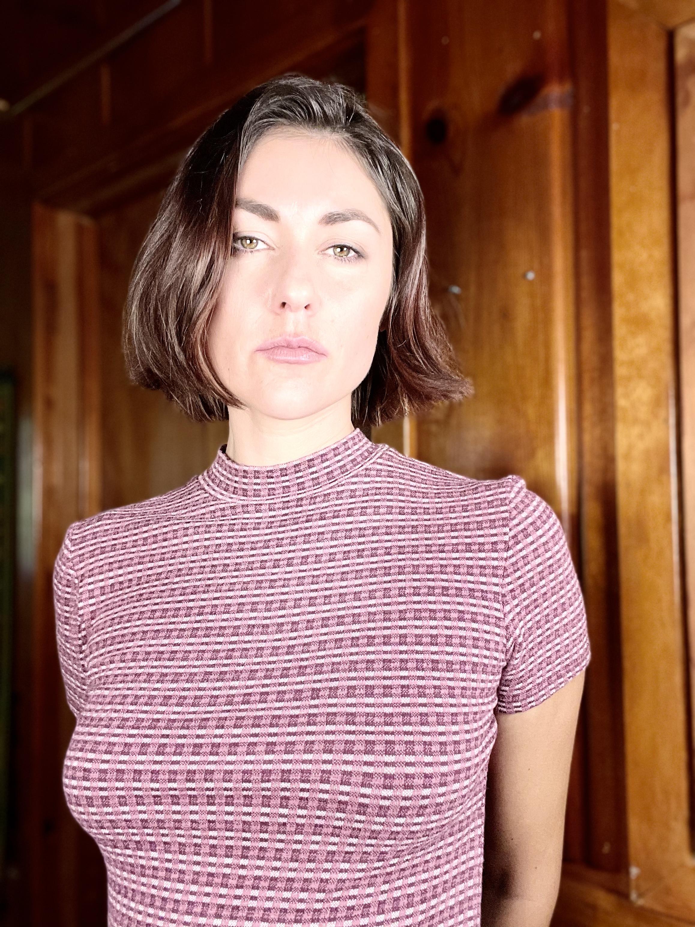 actor Hannah Landberg large photo