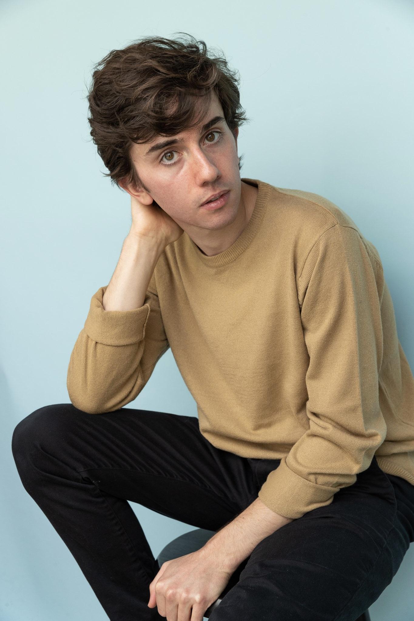 actor Jacob Bond large photo