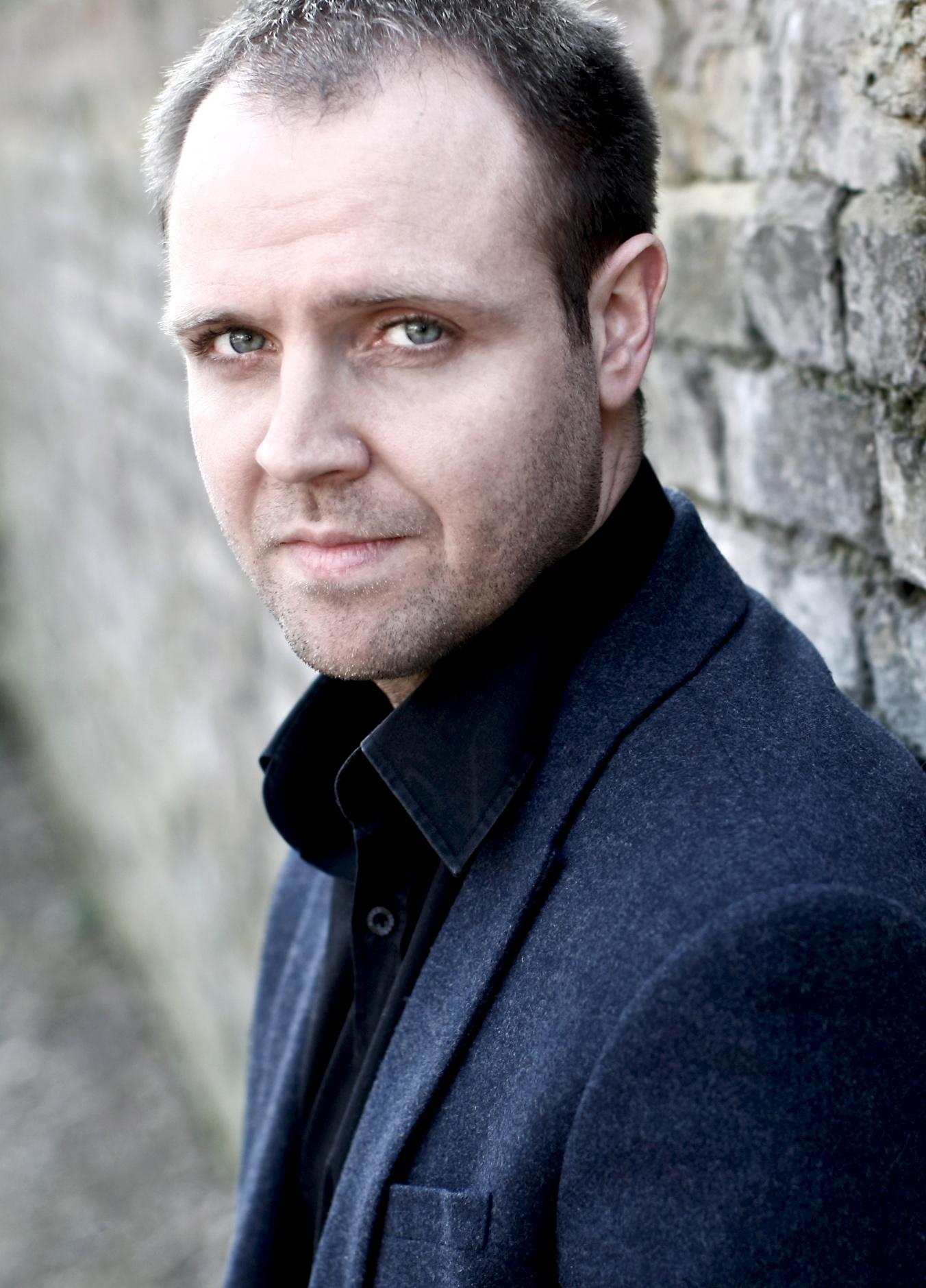 actor Gareth John Bale large photo