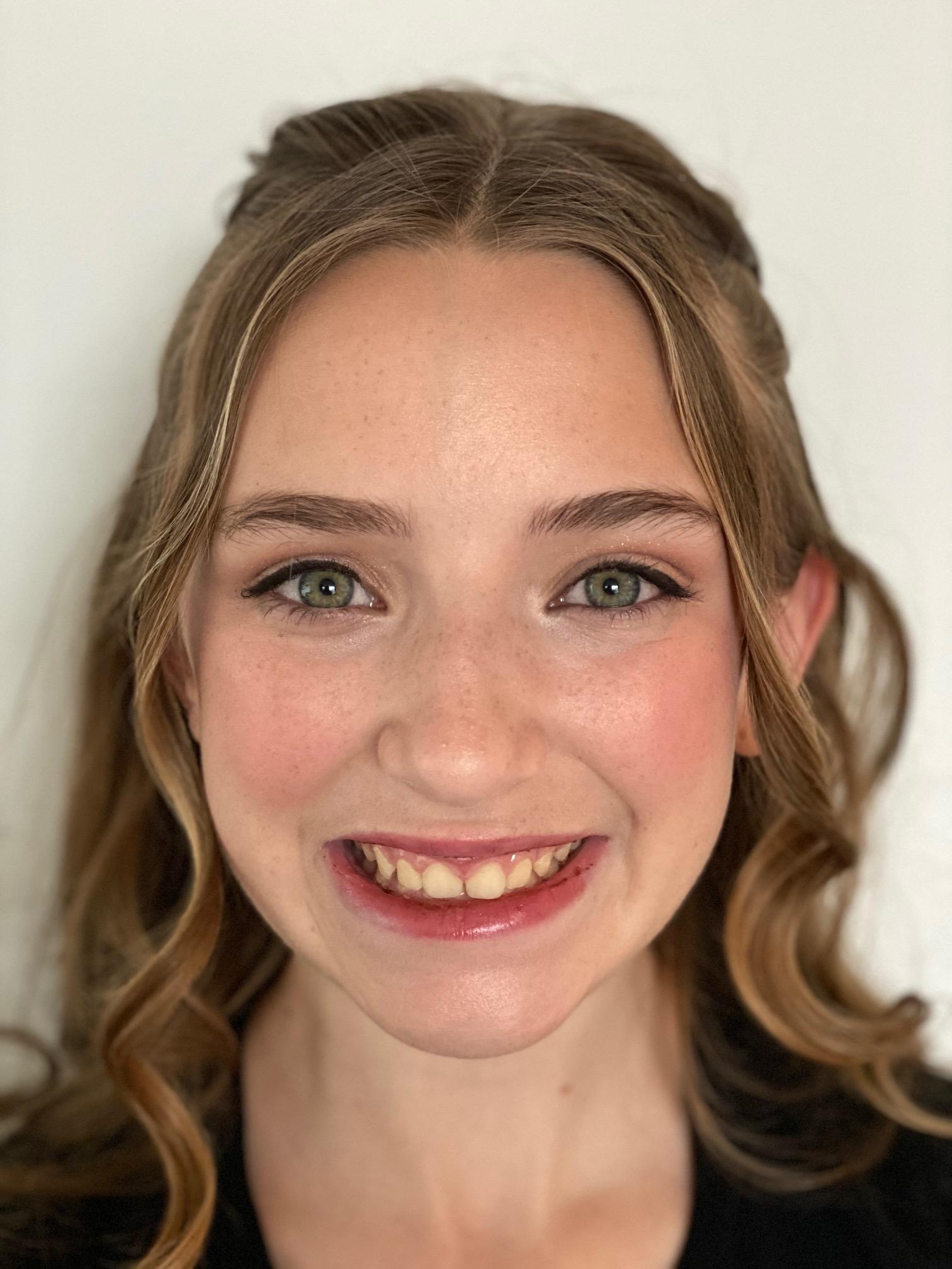 actor Harriet Divine large photo