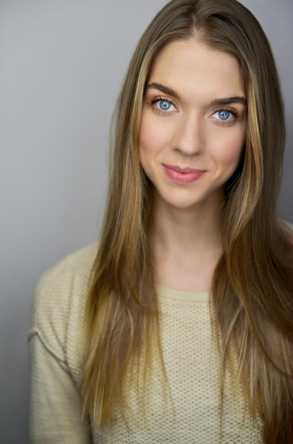 actor Hannah Kloepfer large photo