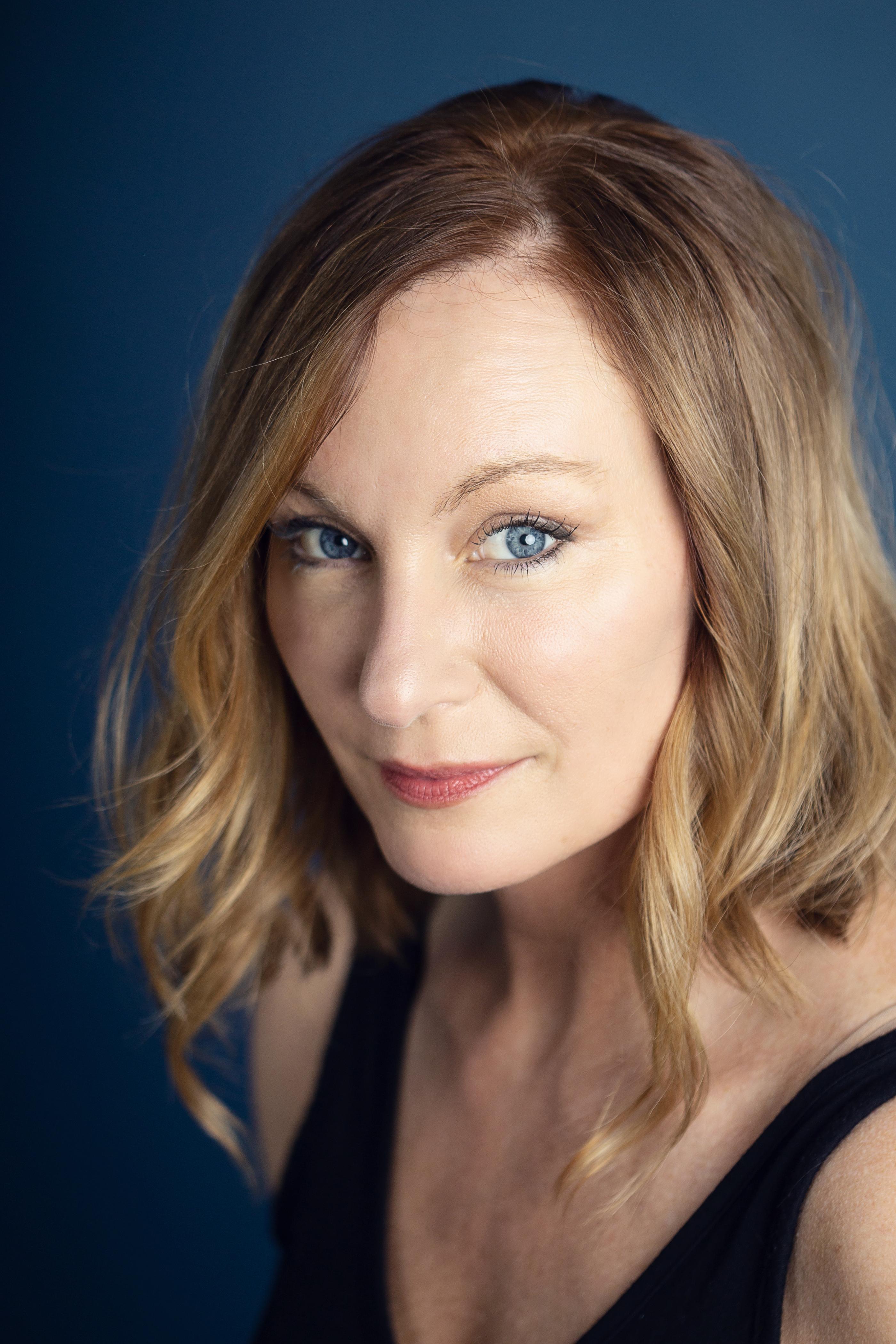 actor Kimber King large photo