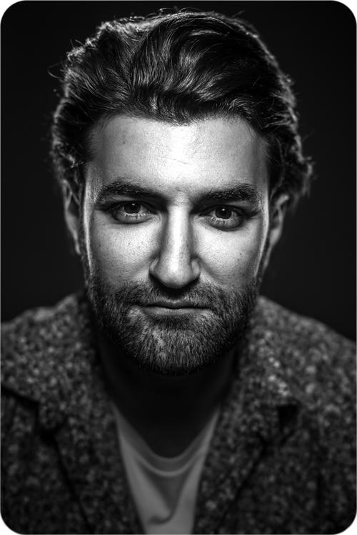 actor Smiley large photo