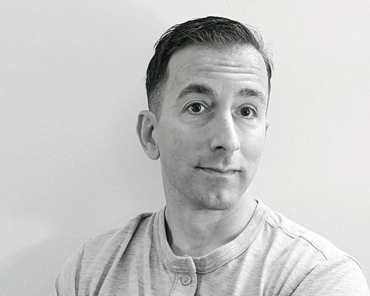 actor Nick Benas large photo