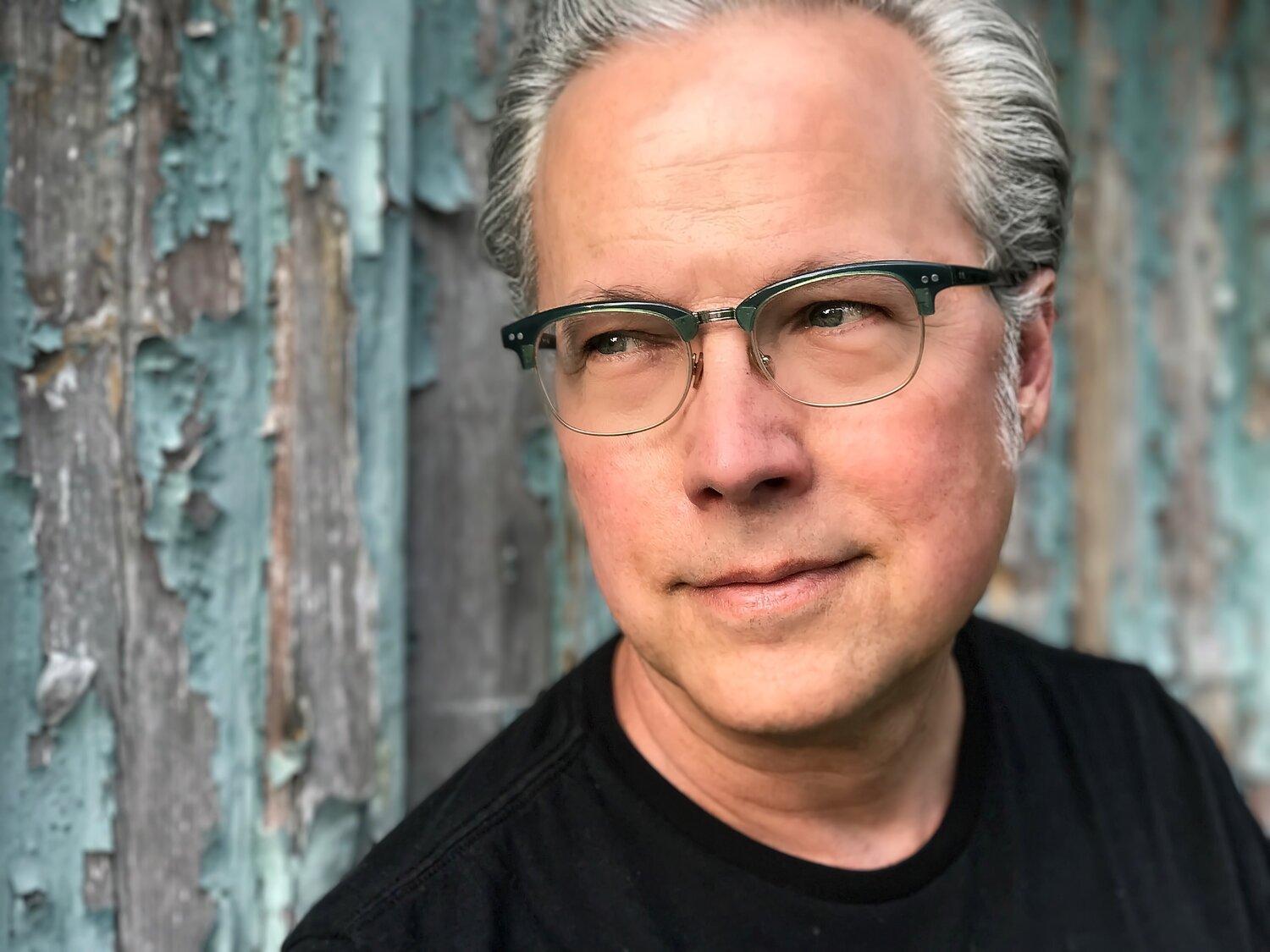 actor Radney Foster large photo
