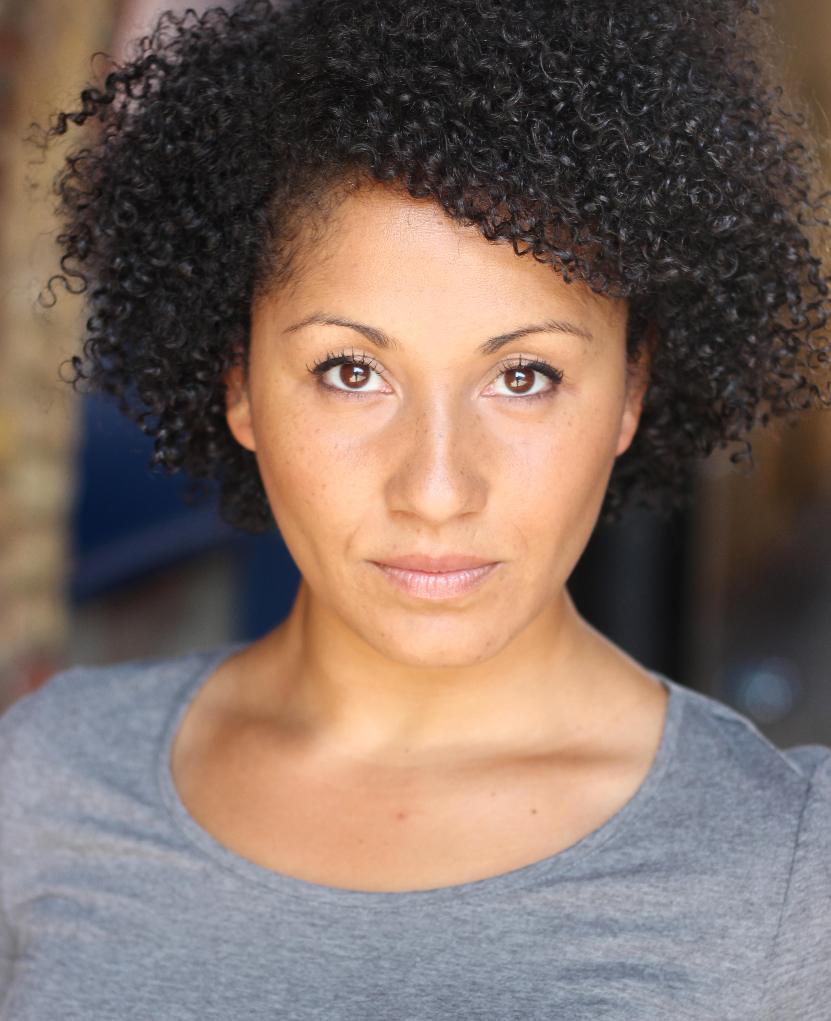 actor Danielle Henry large photo