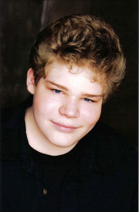 actor Derek Cox-Berg large photo