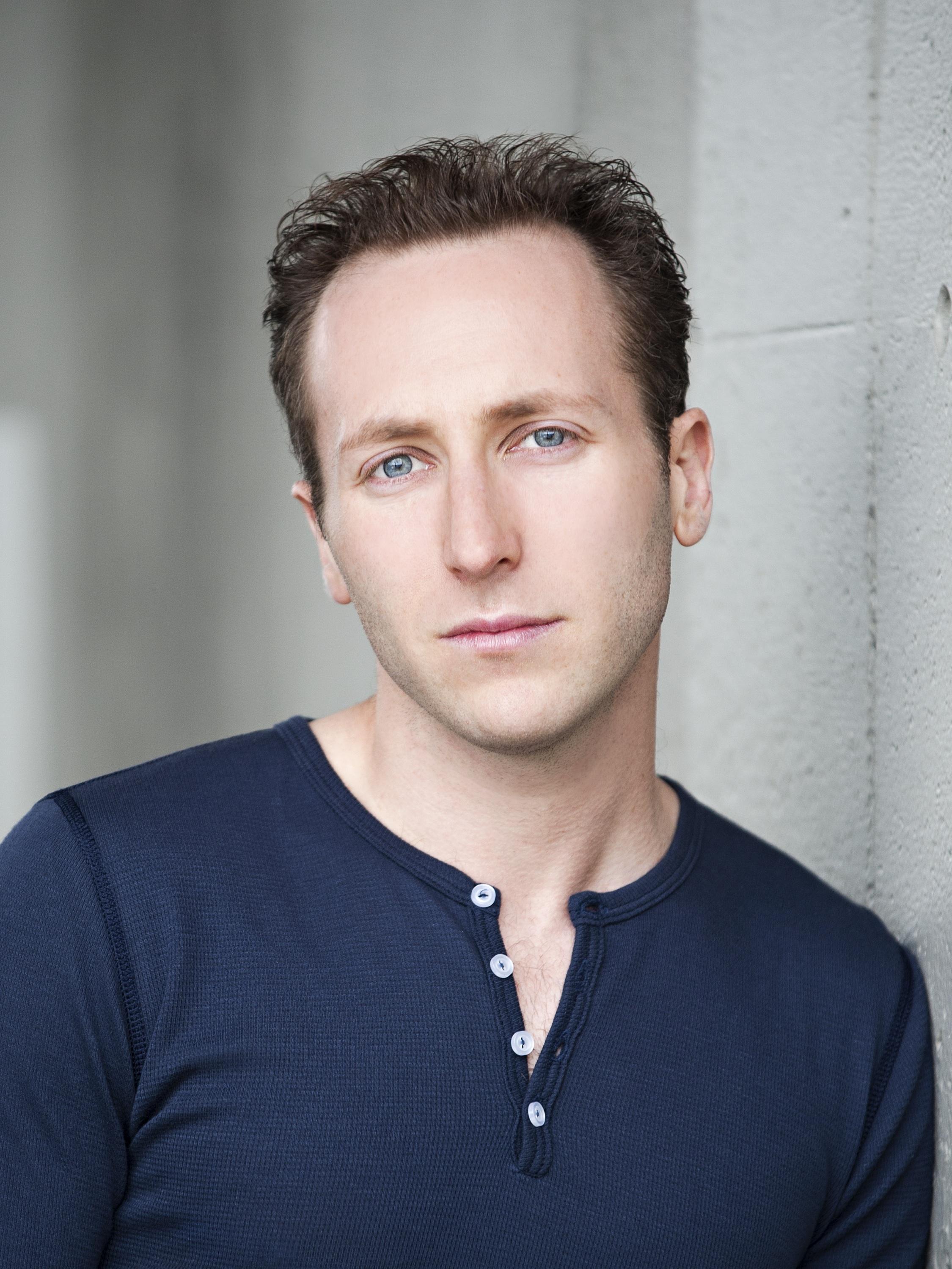 actor Josh Epstein large photo