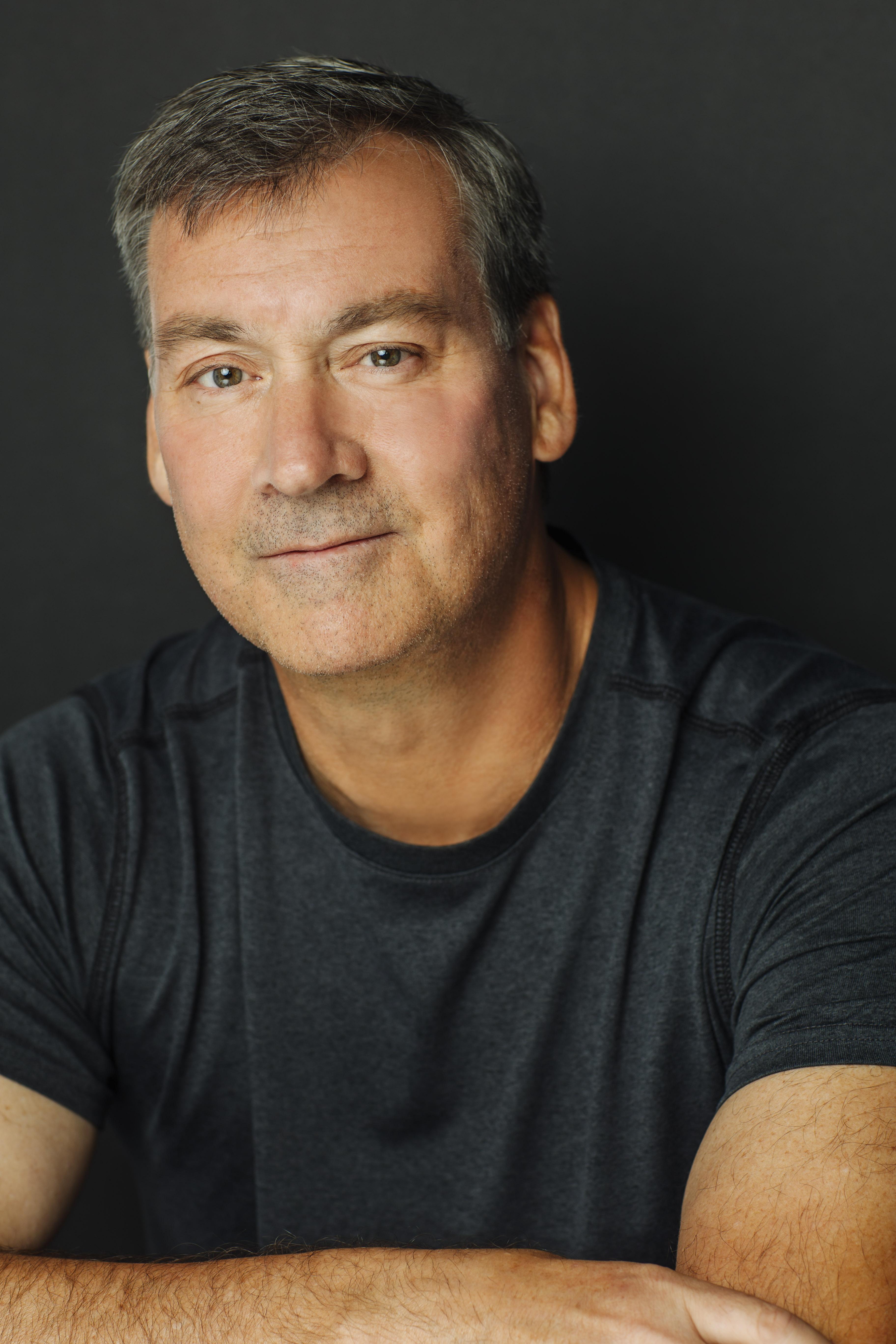 actor Neil Corbett large photo