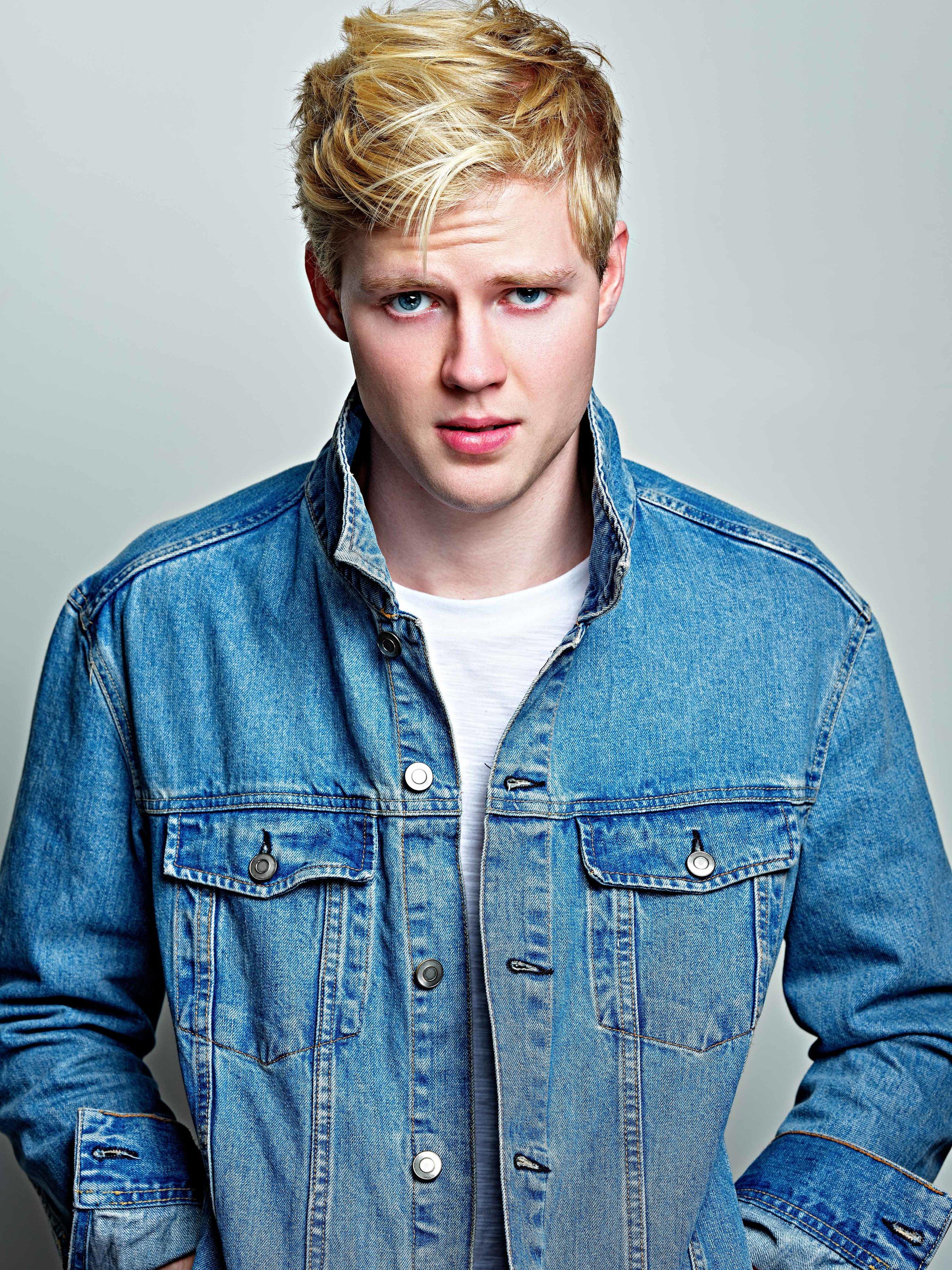 actor Ryan Cargill large photo