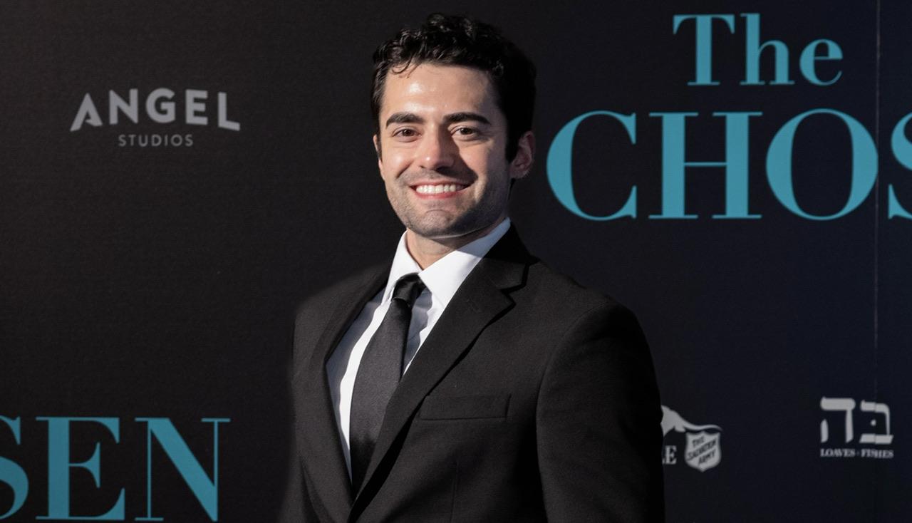 actor Giavani Cairo large photo