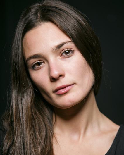 actor Lorina Kamburova large photo