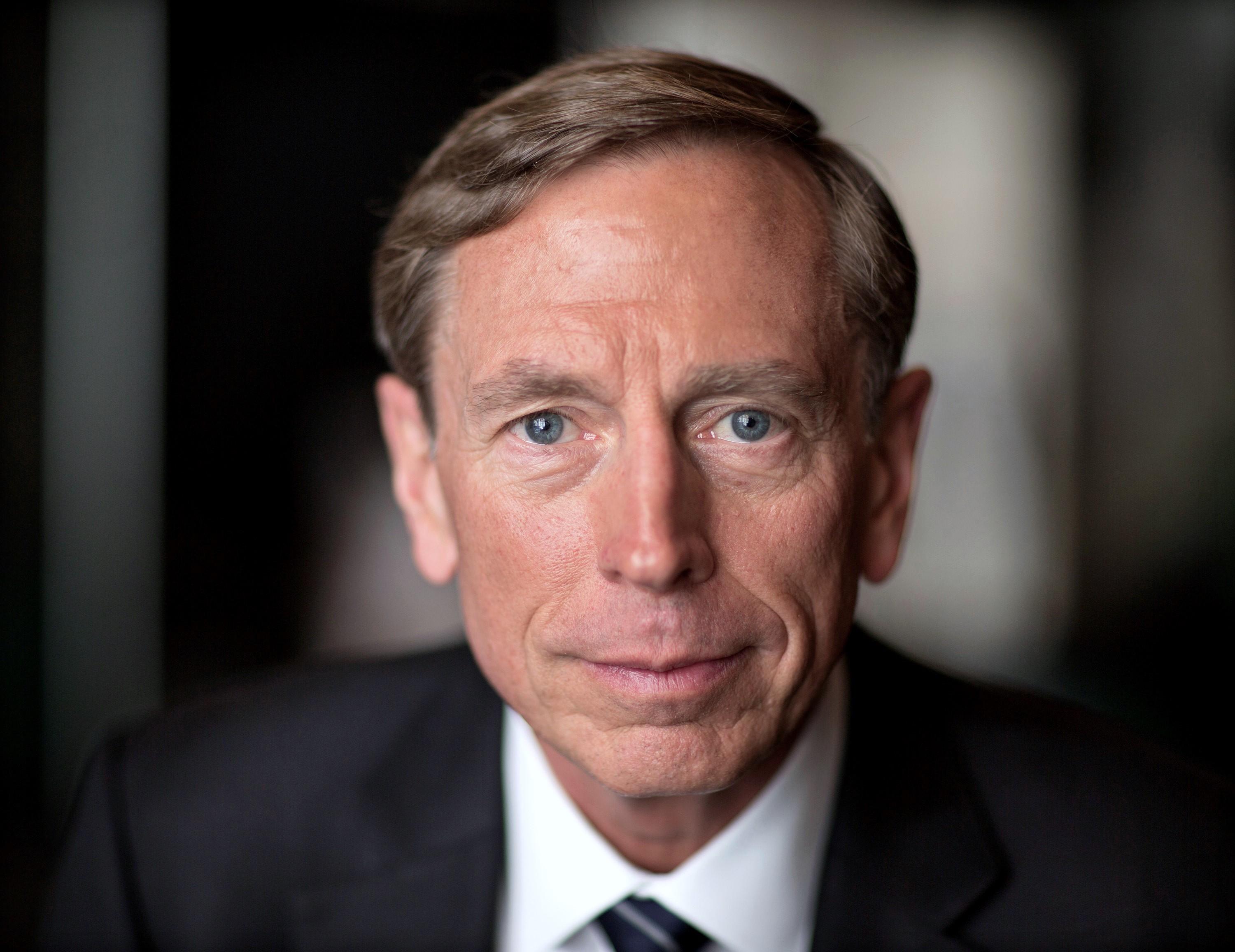 actor David Petraeus large photo