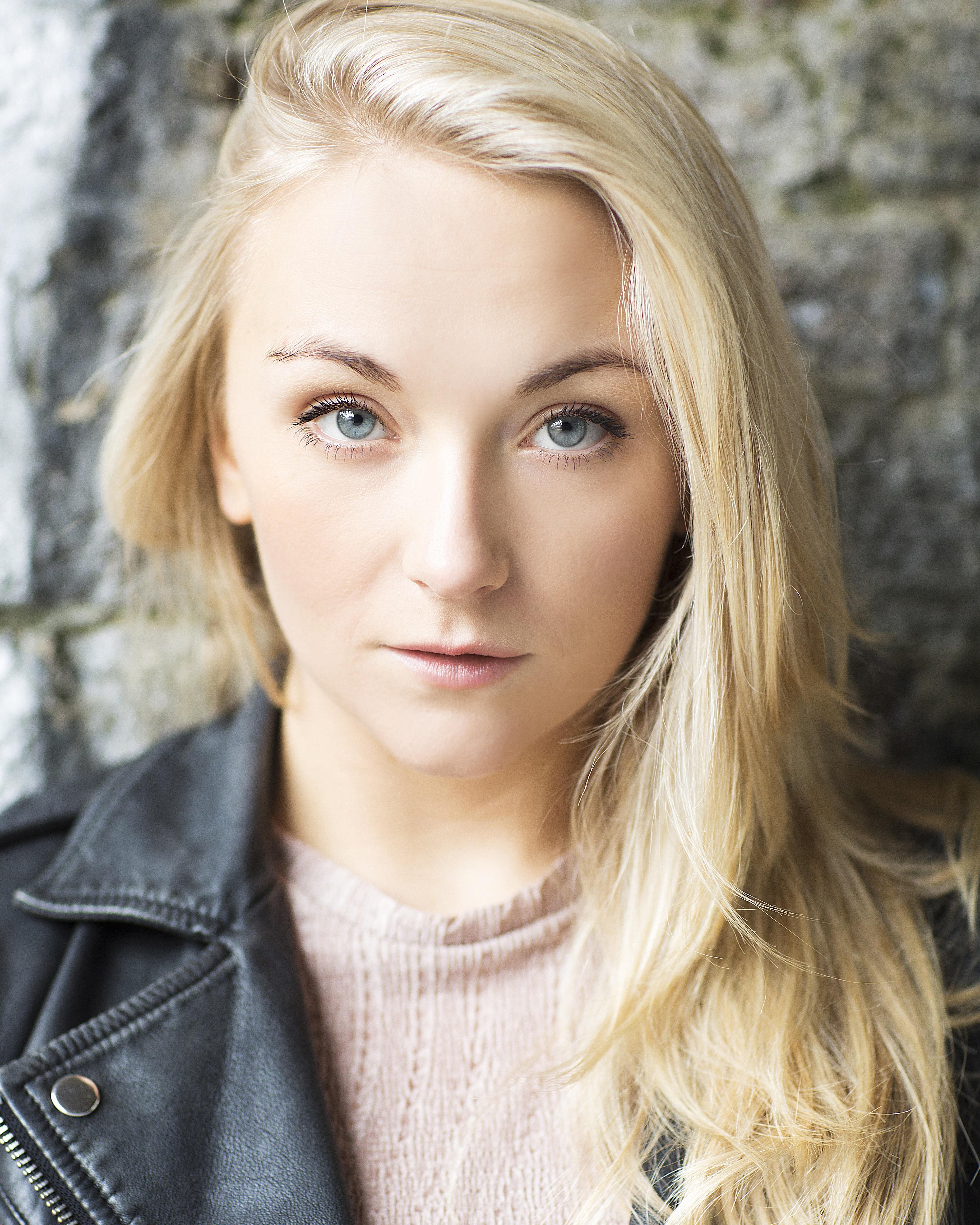 actor Alice Feetham large photo