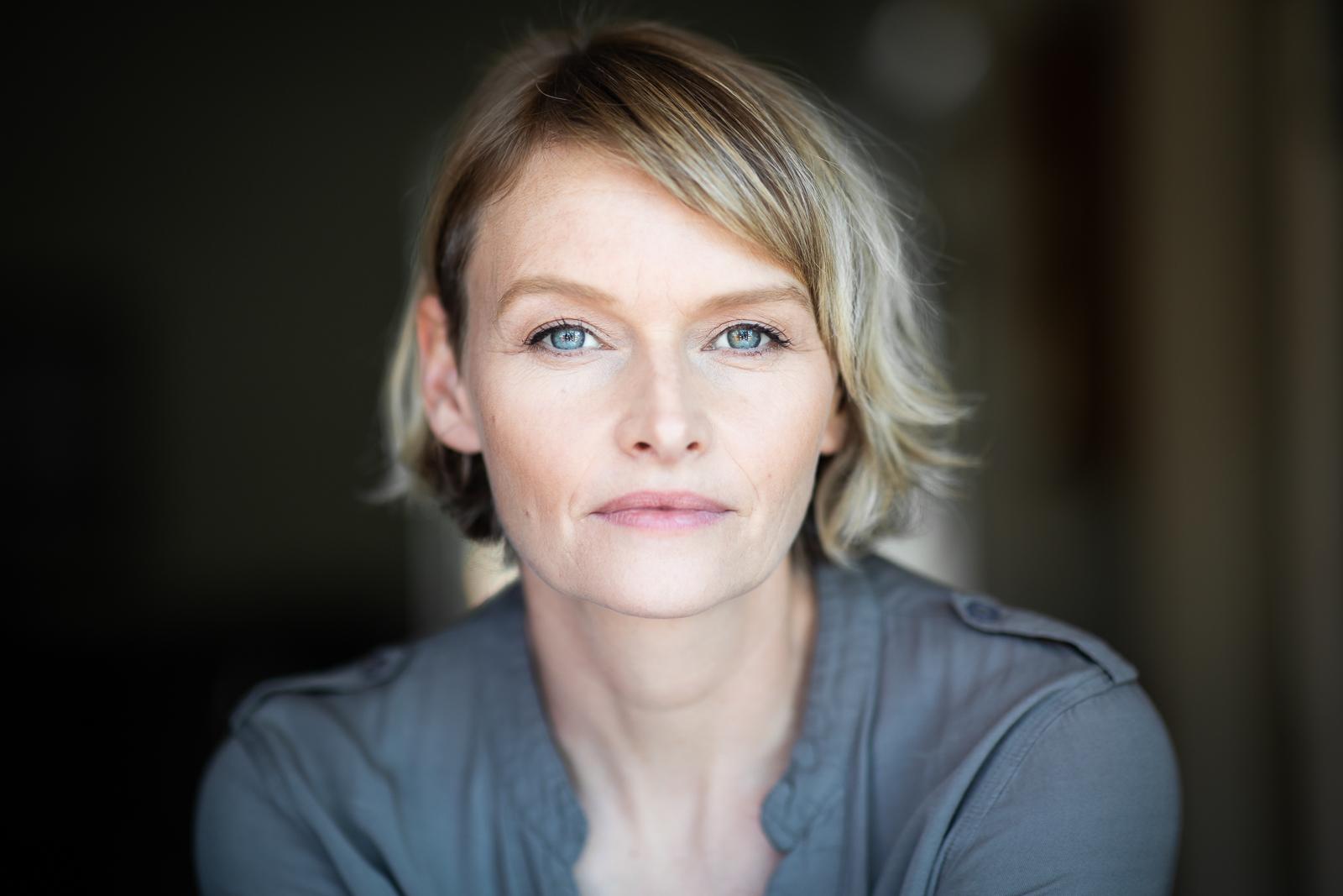 actor Bree Bain large photo