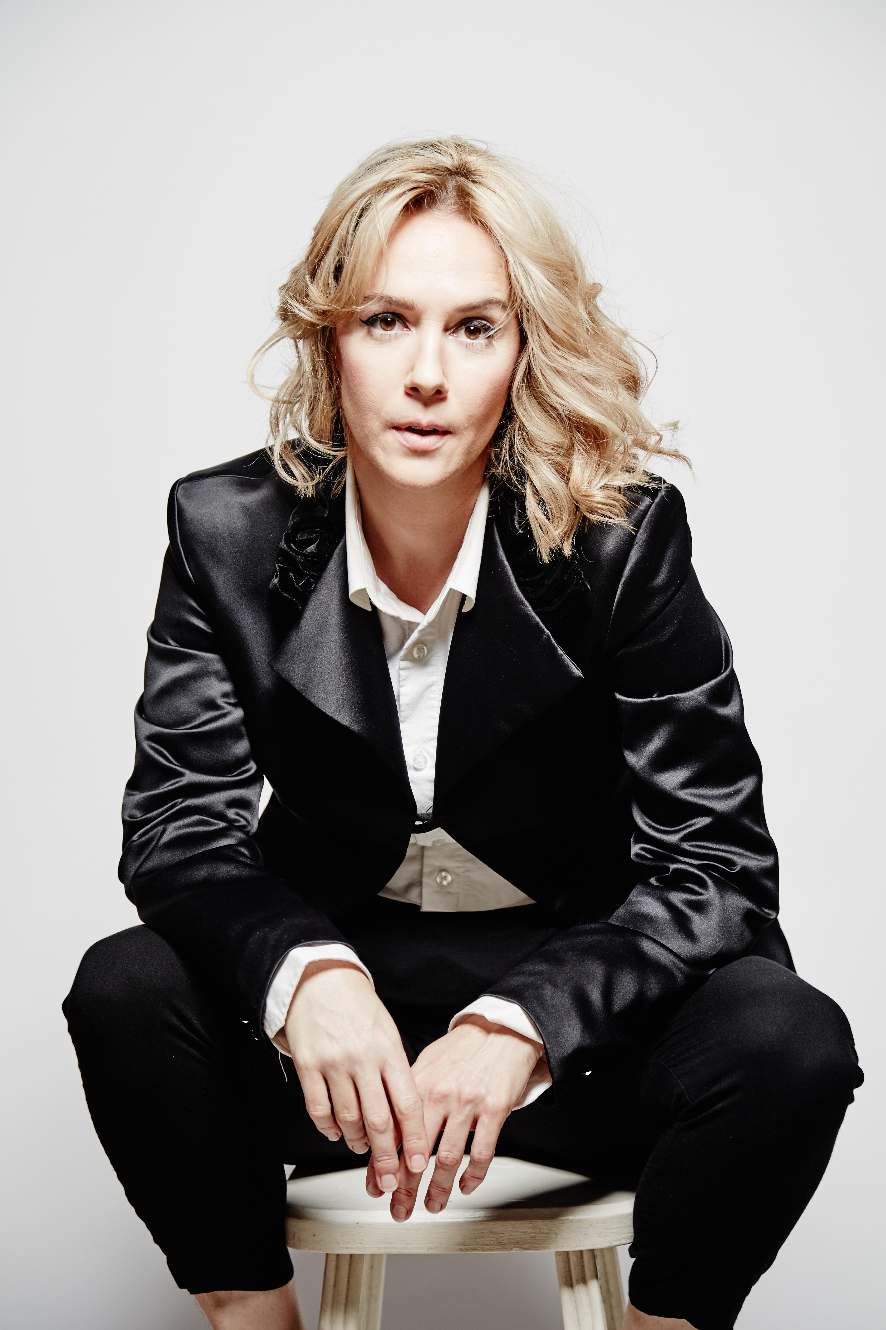 actor Katherine Shearer large photo