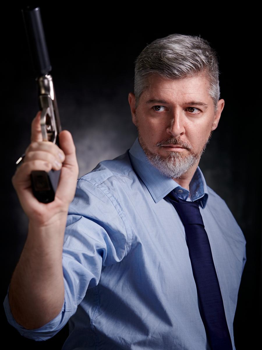 actor Ronin Traynor large photo